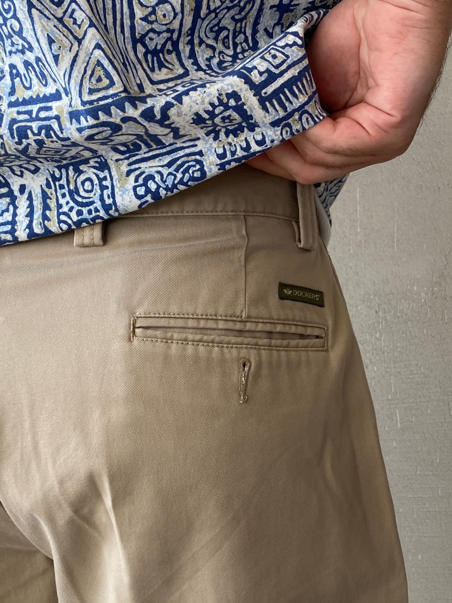 شورت رجالي من القطن من Dockers Khakis من التسعينيات