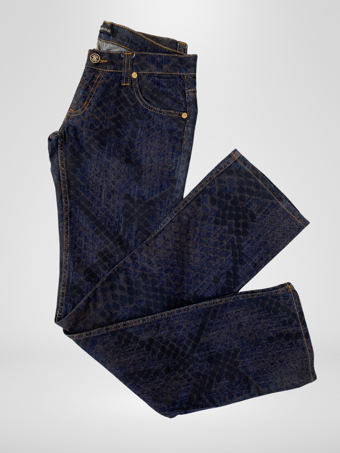 بنطلون جينز روبرتو كافالي بطبعة زواحف وخصر منخفض - مقاس صغير