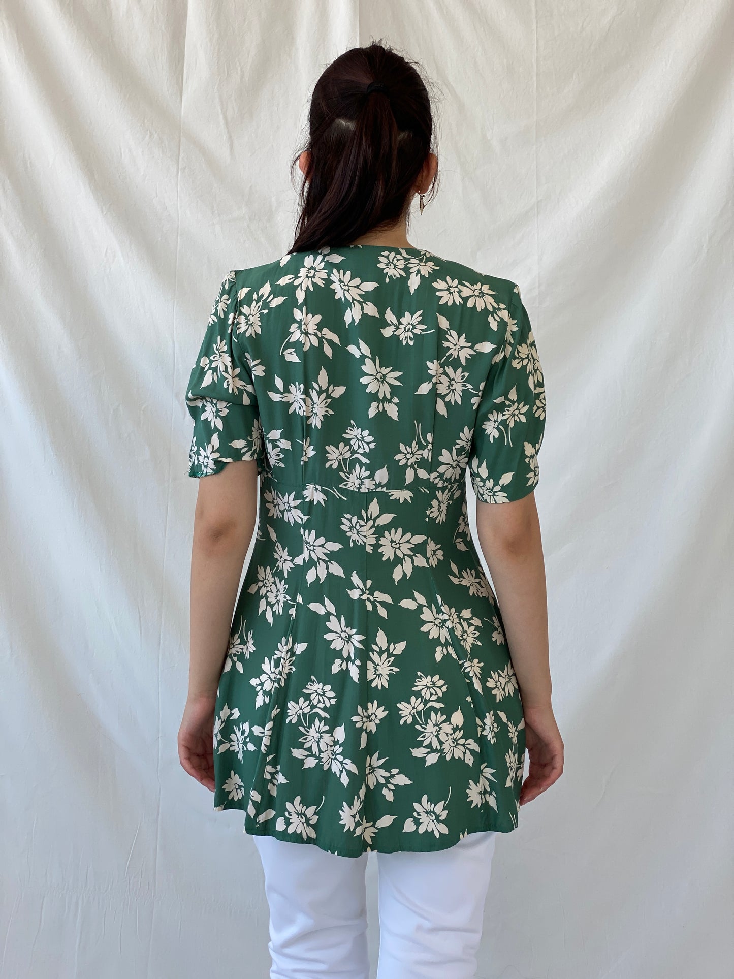 Vintage Promesse Floral Green Short Sleeve Coquette Long Cardigan Shirt - M