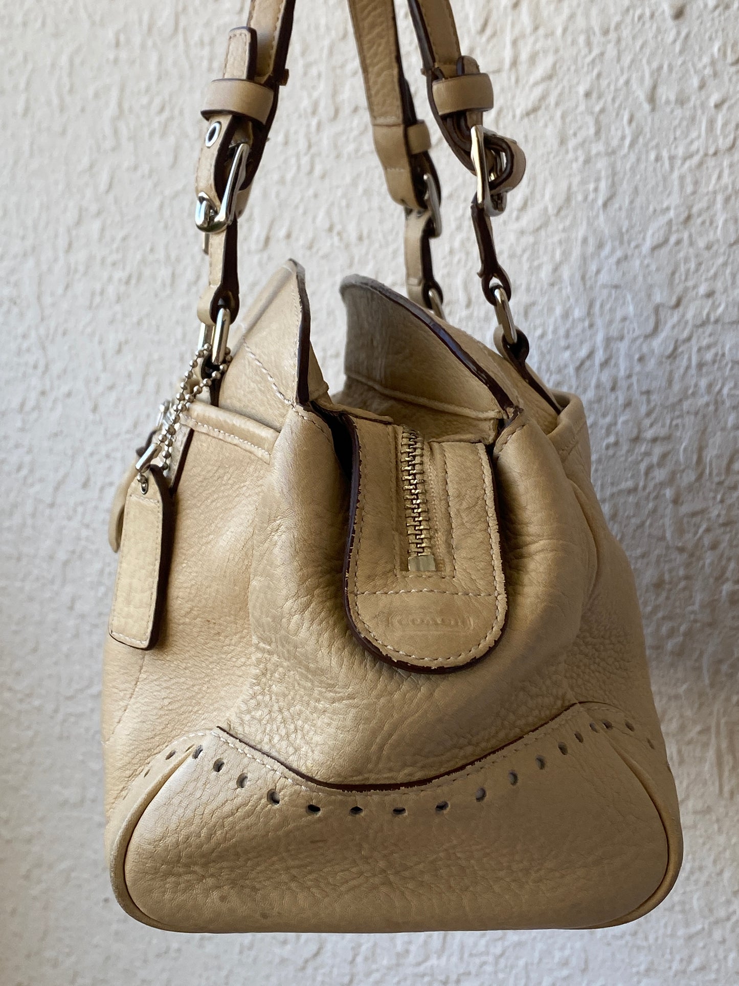 Authentic Coach Hampton Satchel Cream Leather Shoulder Bag