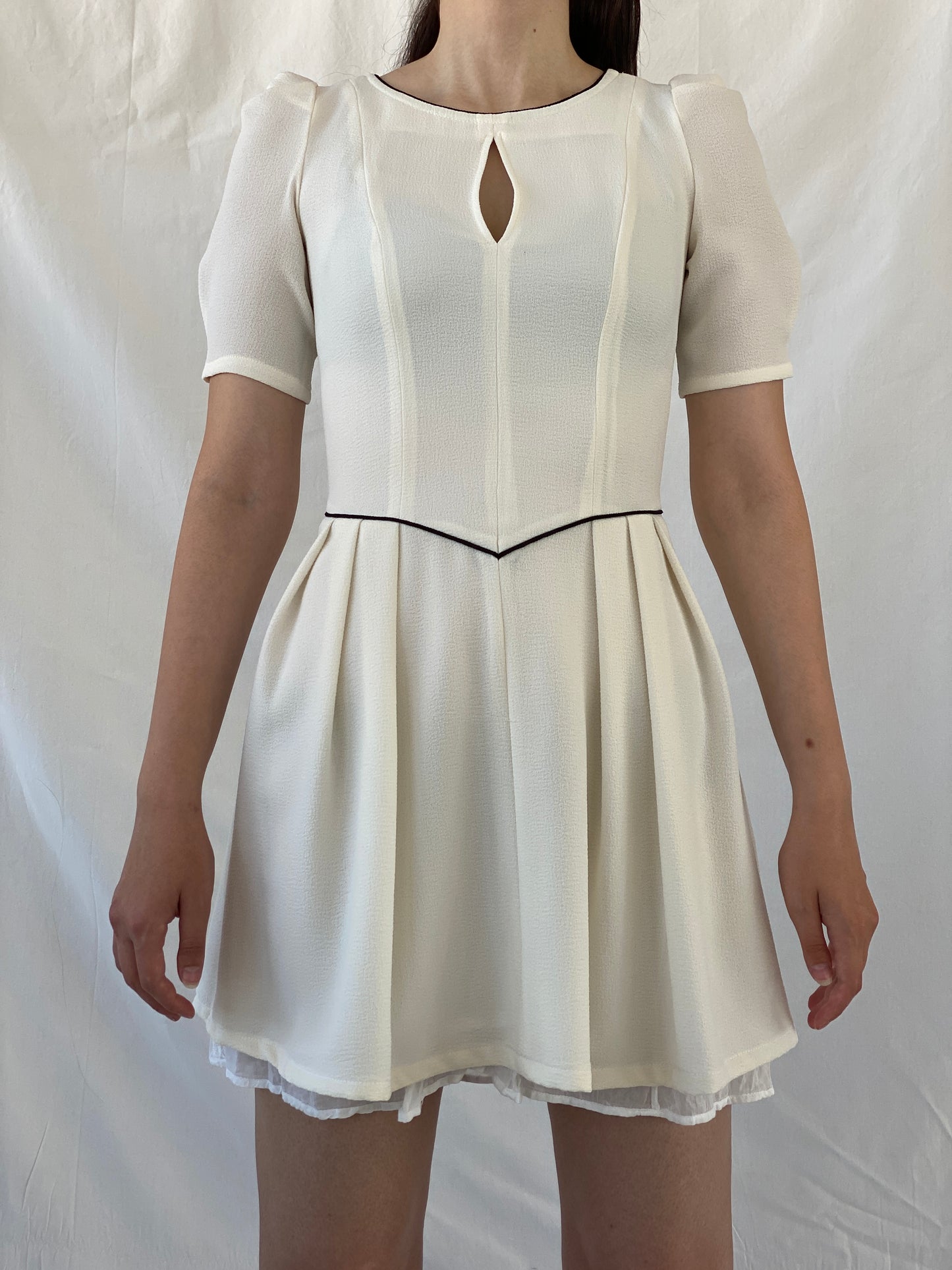 Axara Paris White Fit & Flare Mini Preppy Dress with Puff Sleeves - S