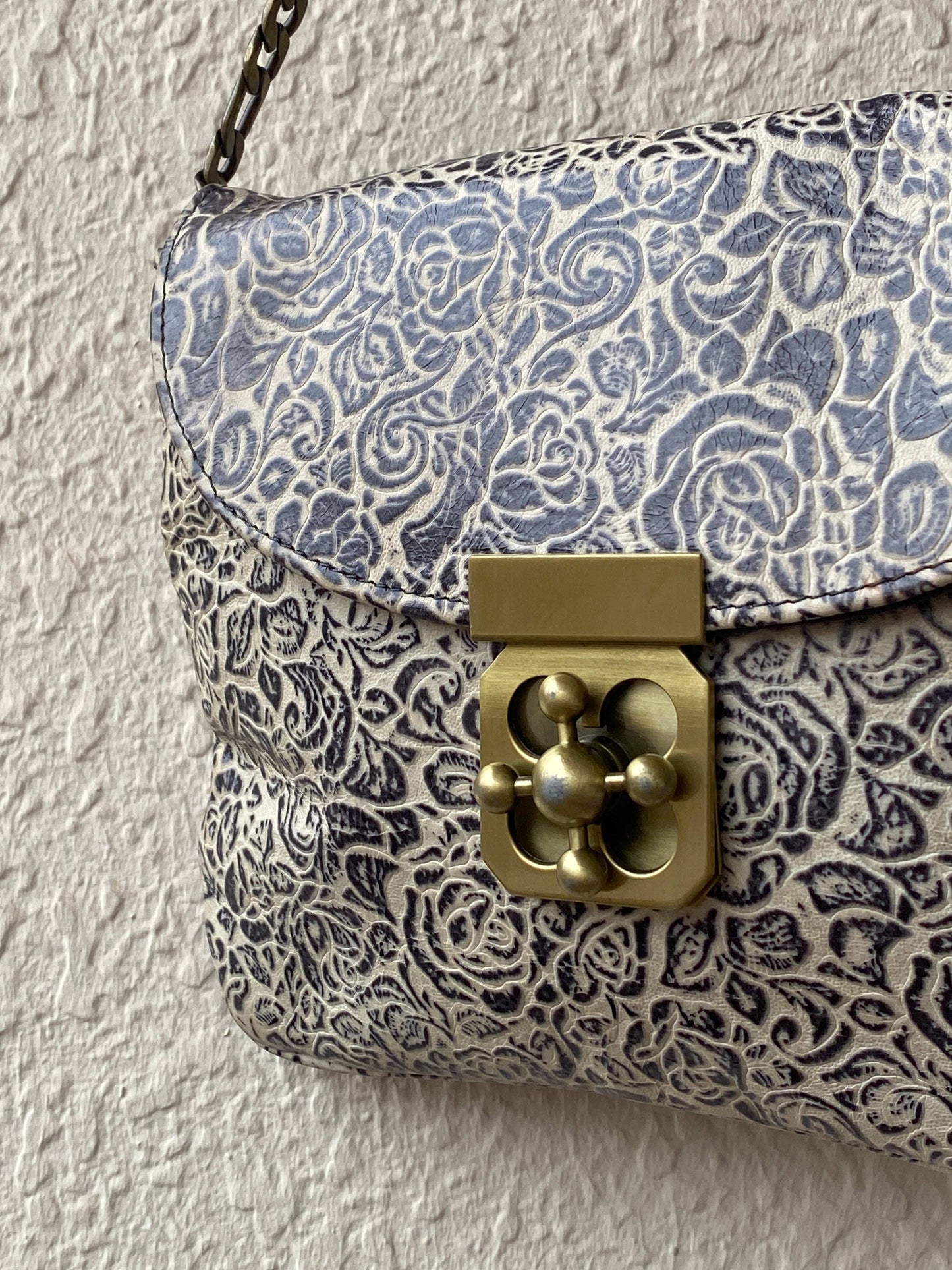 Vintage Etui London Cross Body Genuine Leather Bag - Balagan Vintage Bags 80s, 90s, bag, NEW IN