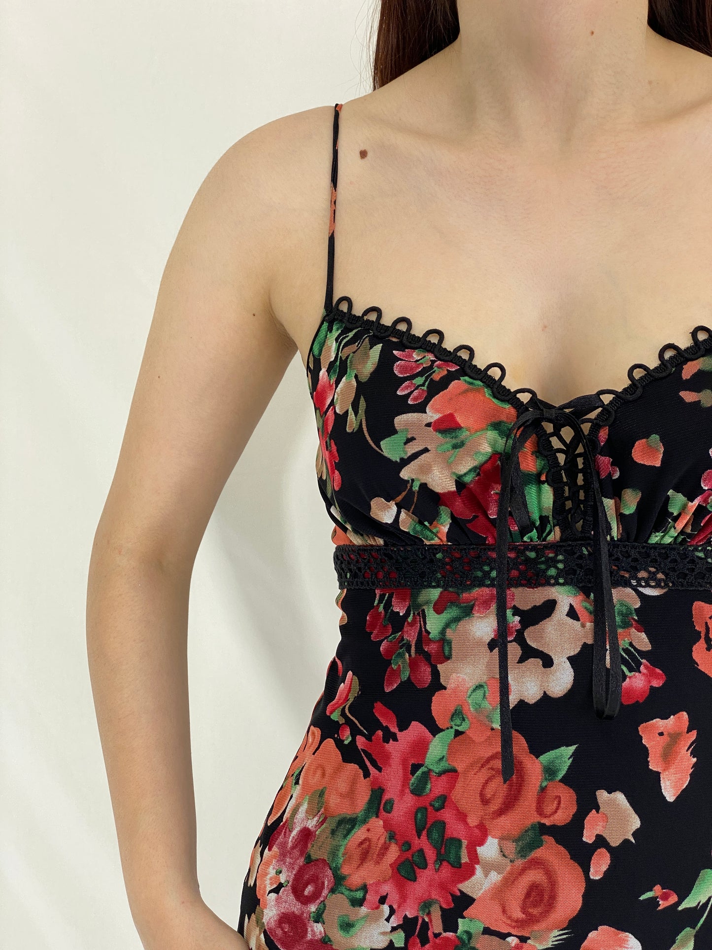 Y2K Floral Print Lace Trim Mini Dress Black with Red & Green Roses - S