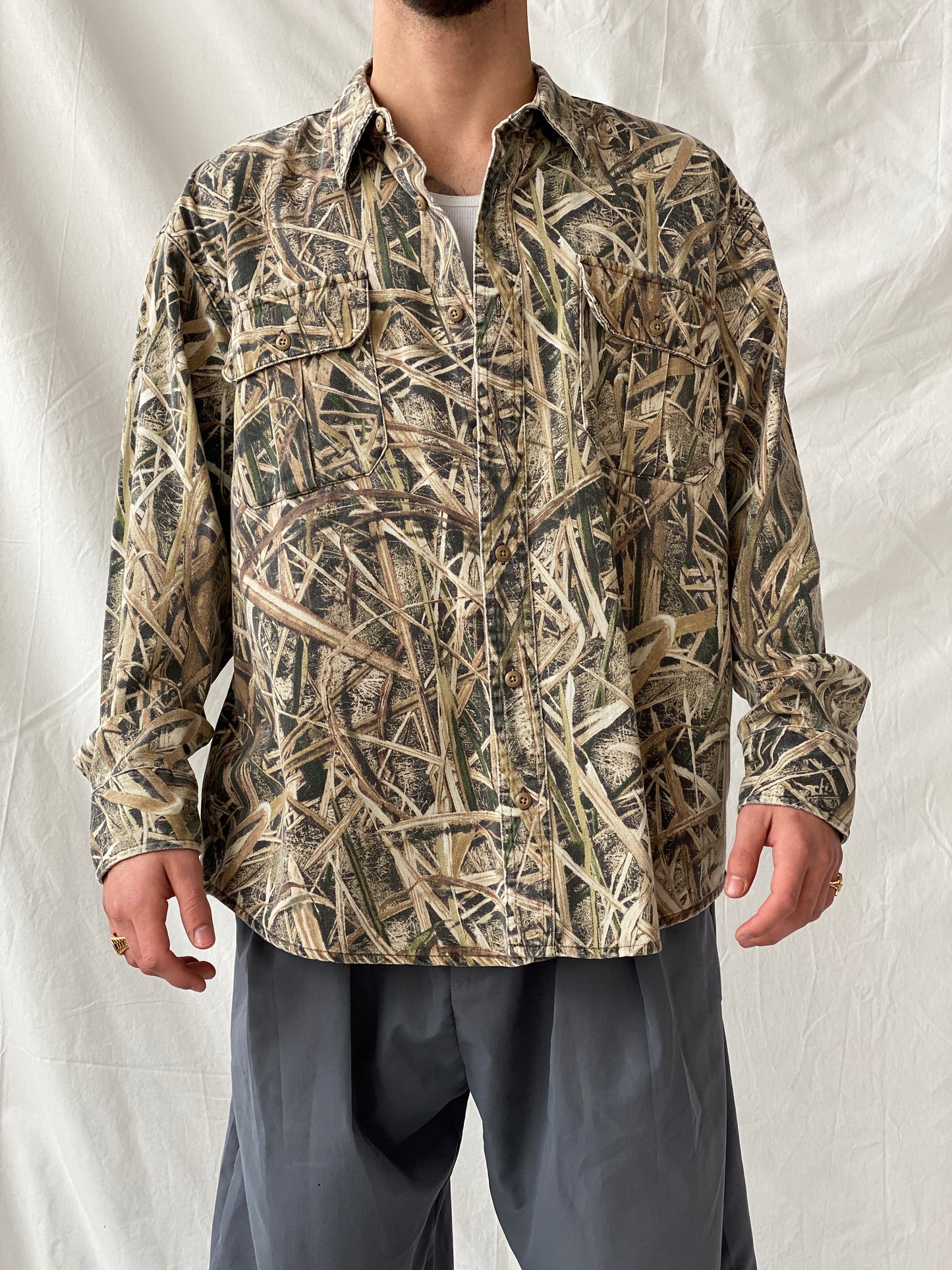 قميص صيد مموه بأكمام طويلة وأزرار للرجال من Vintage Cabela's - مقاس XL