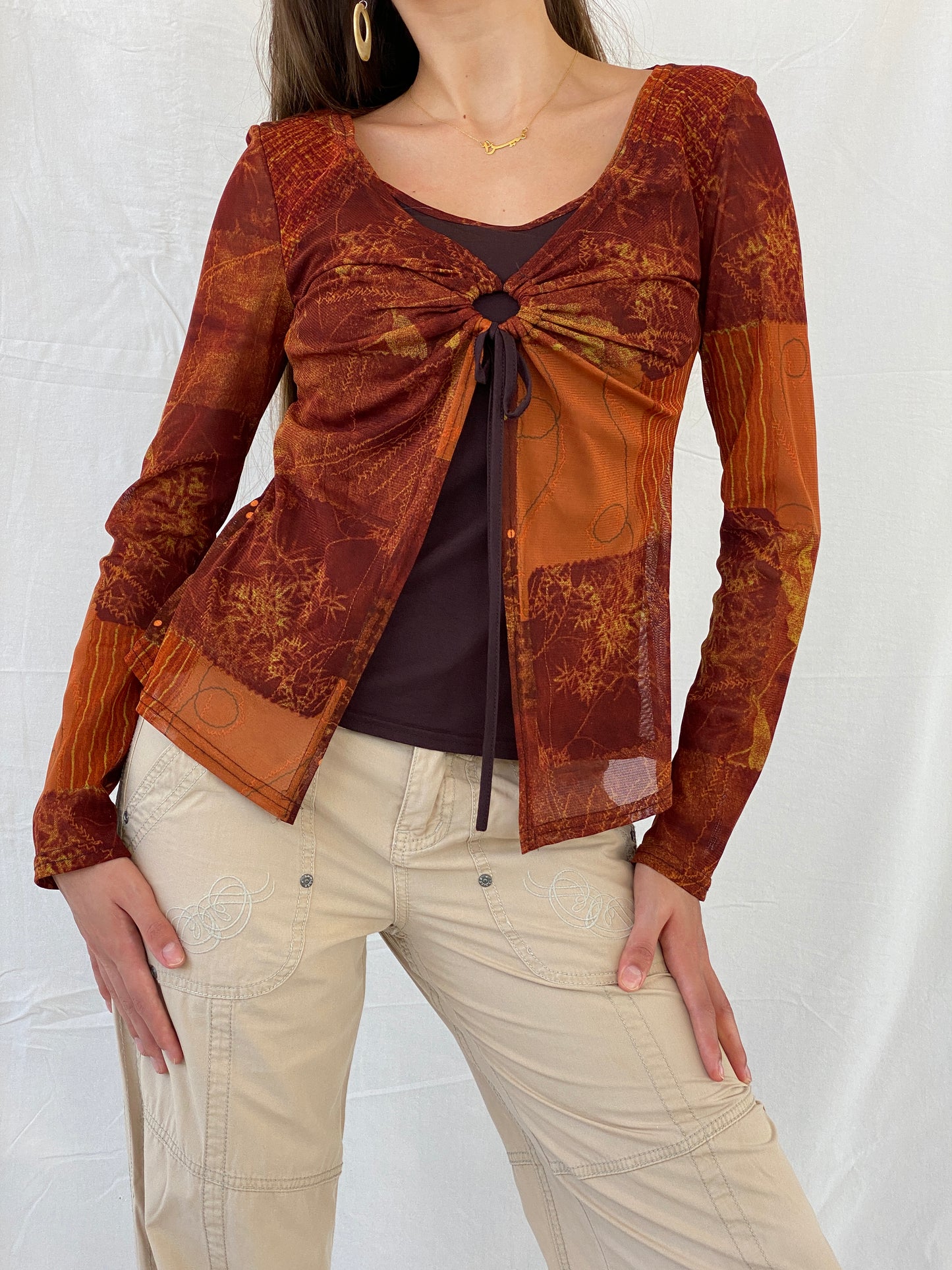 بلوزة برتقالية من كاش كاش بتصميم كلاسيكي من التسعينيات بأكمام كاملة وشبه شبكية - مقاس متوسط