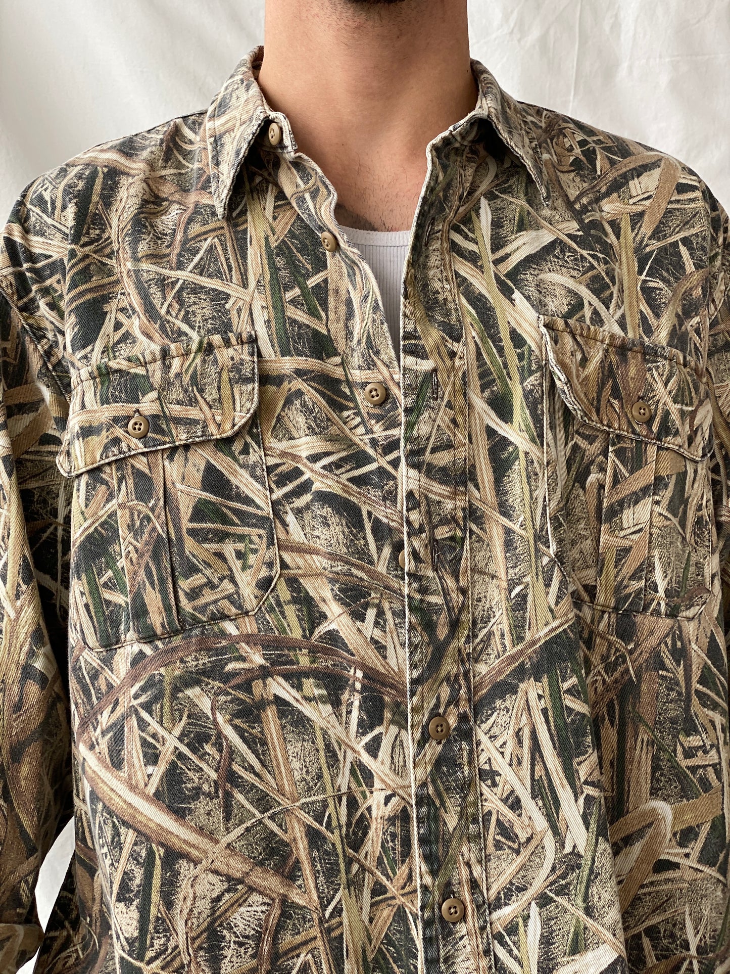 قميص صيد مموه بأكمام طويلة وأزرار للرجال من Vintage Cabela's - مقاس XL