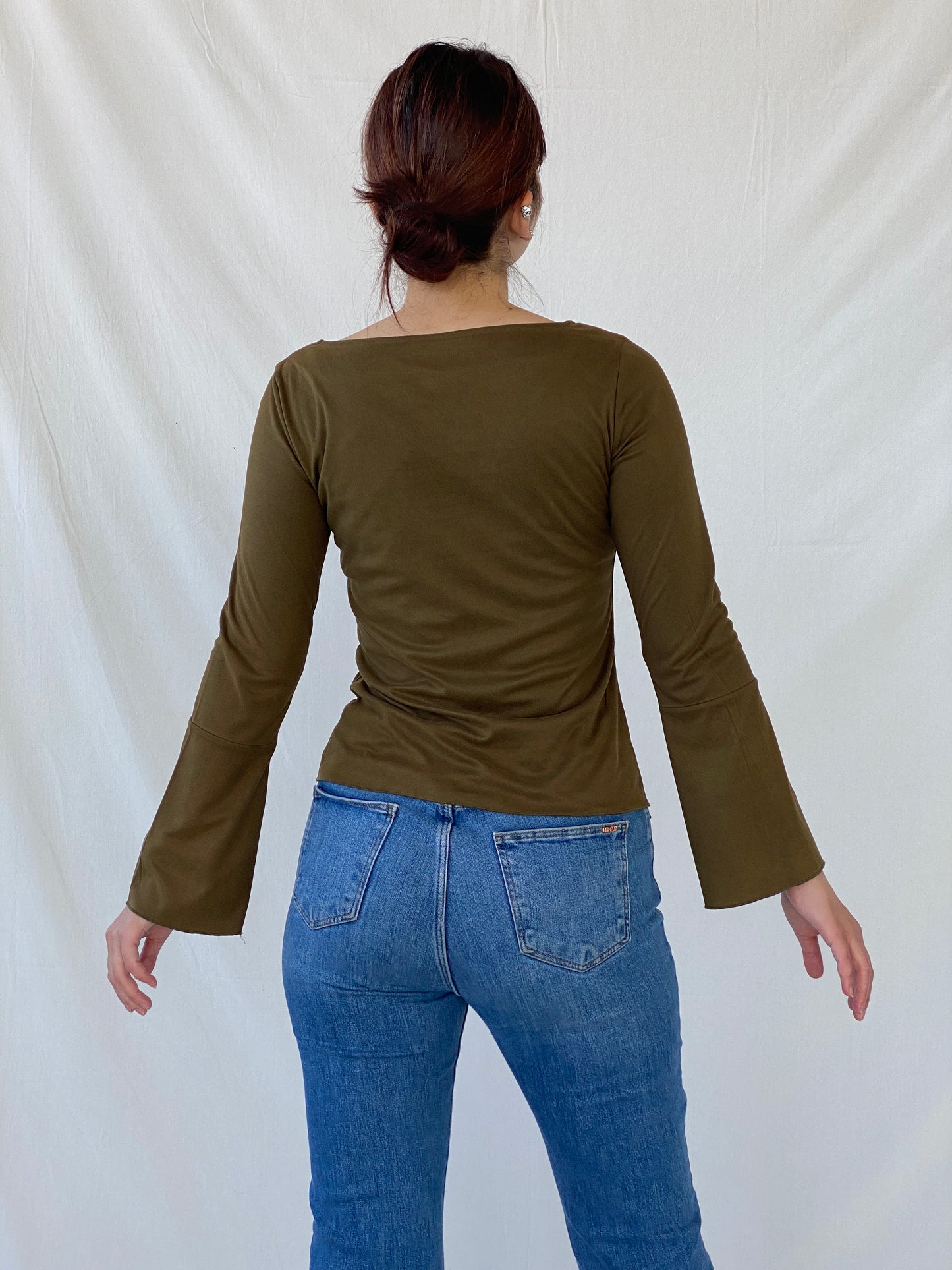 بلوزة جينز نسائية بأكمام طويلة باللون الأخضر الزيتوني من Vintage Cosmos Jeans - مقاس صغير