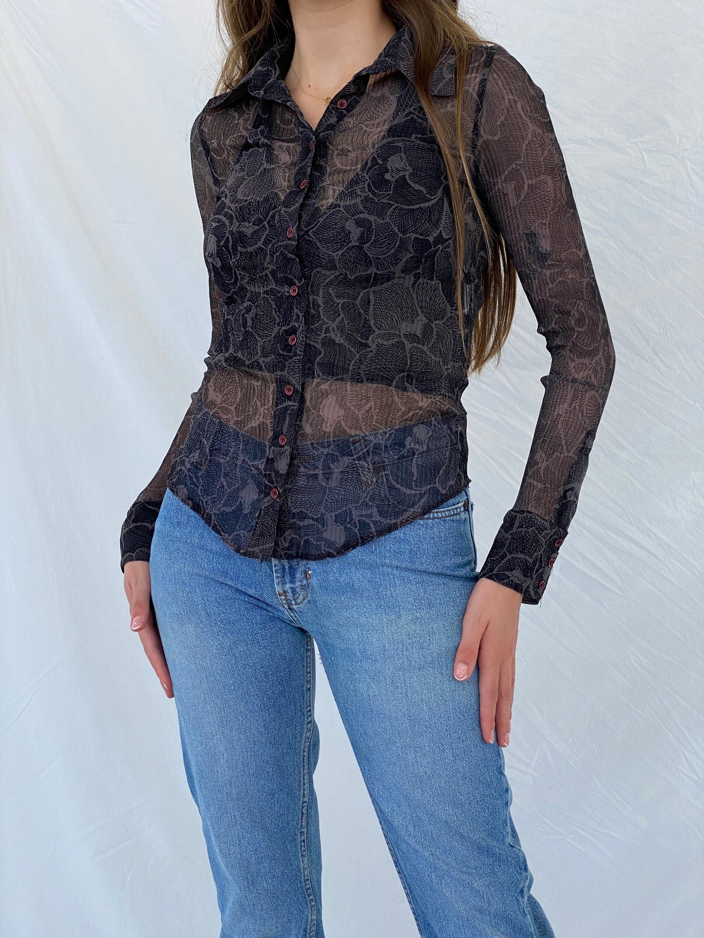 قميص Y2K باتيك زهري شفاف بني بأزرار - مقاس صغير