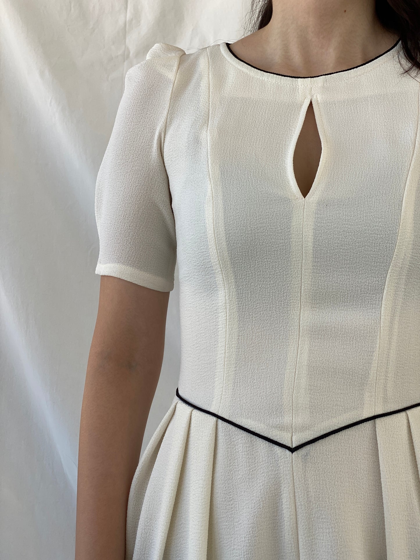 Axara Paris White Fit & Flare Mini Preppy Dress with Puff Sleeves - S