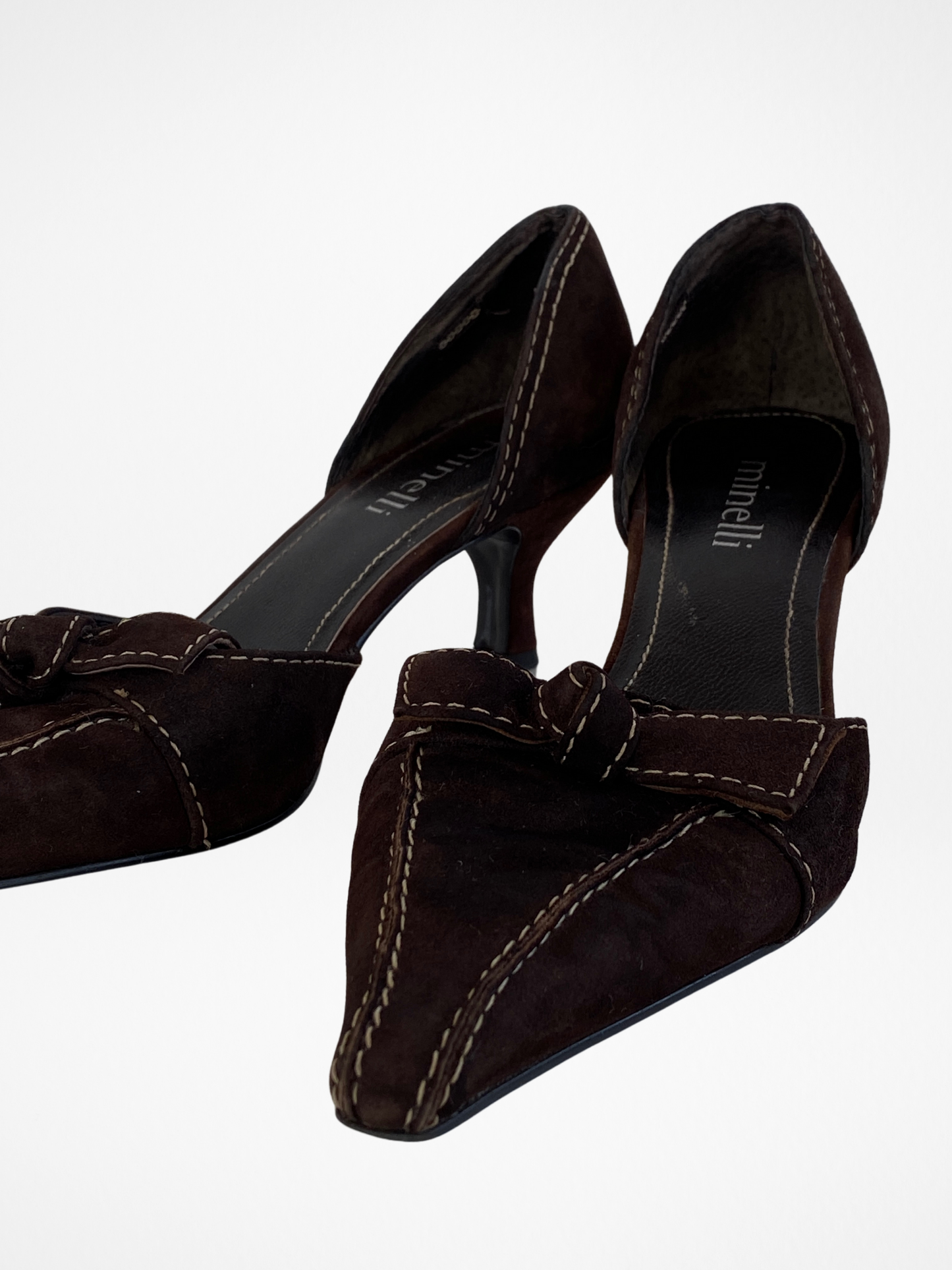 حذاء بكعب قصير من الجلد المدبوغ البني من Minelli Vintage مع عقدة أمامية وخياطة كبيرة