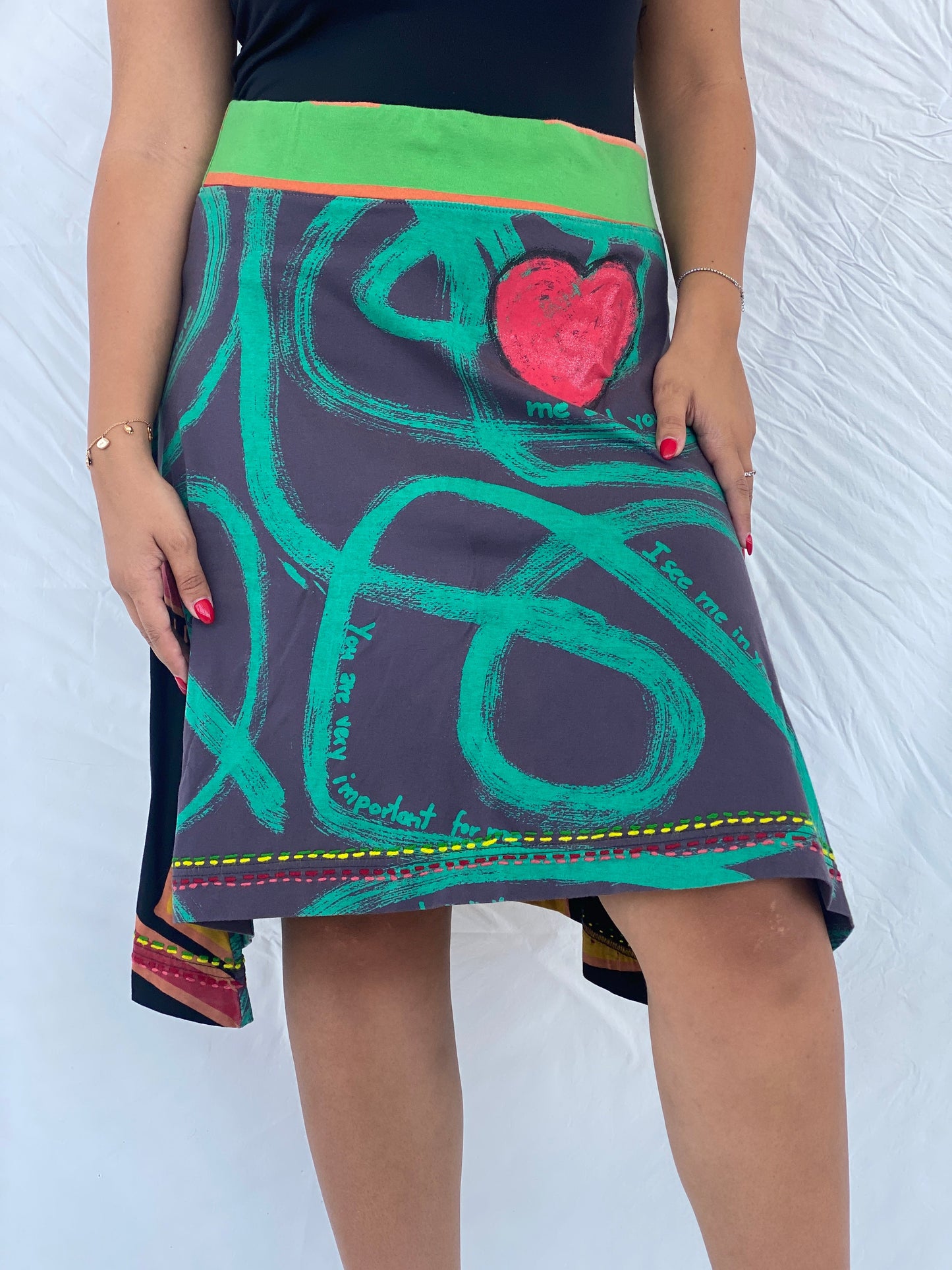 تنورة ميدي بوهو سوداء من Desigual You And Me - مقاس XL