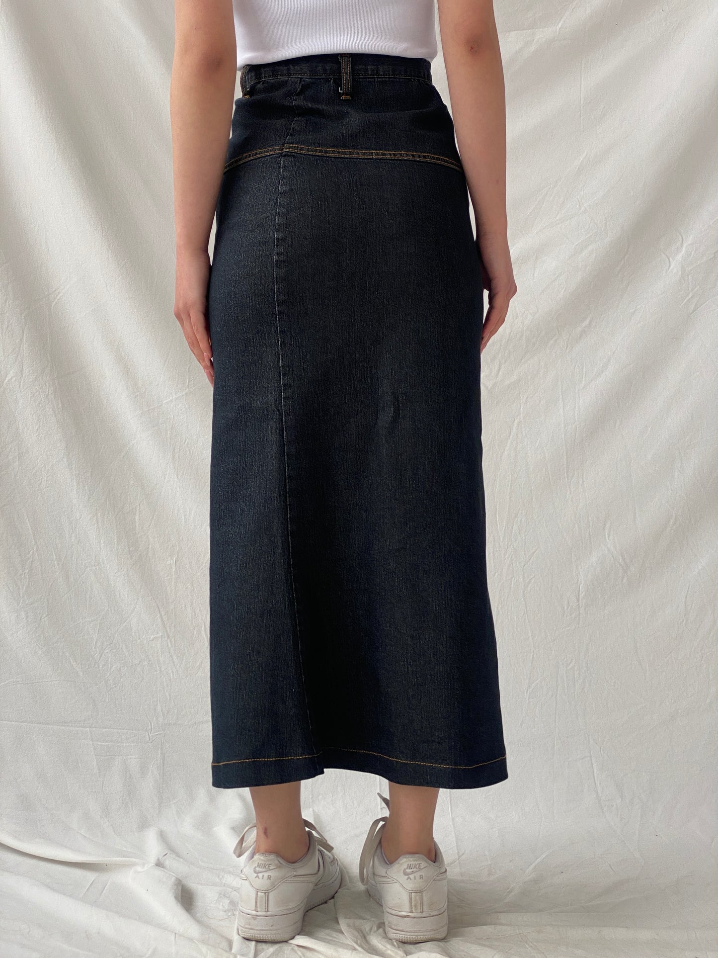 تنورة جينز ماكسي داكنة من Vintage LH Luharlo A-Line - XS