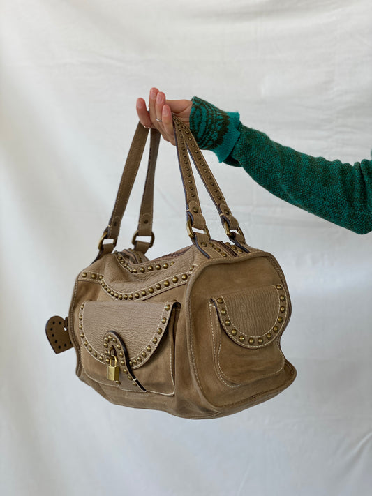 حقيبة دافل لويلا رانواي المصنوعة من الجلد المدبوغ والمرصعة