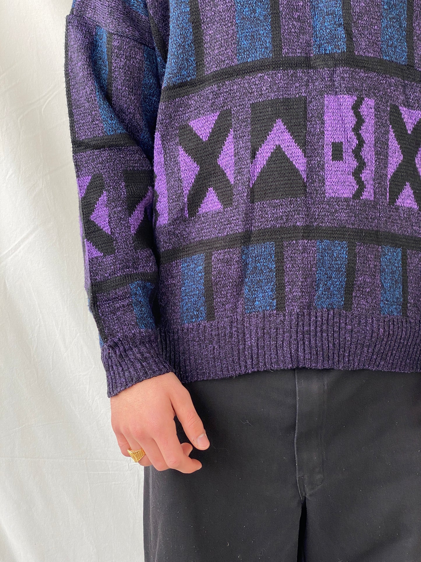 Vintage 80s Pegasus Purple Blue V-Neck Wool Blend Geometric Print Sweater - M
