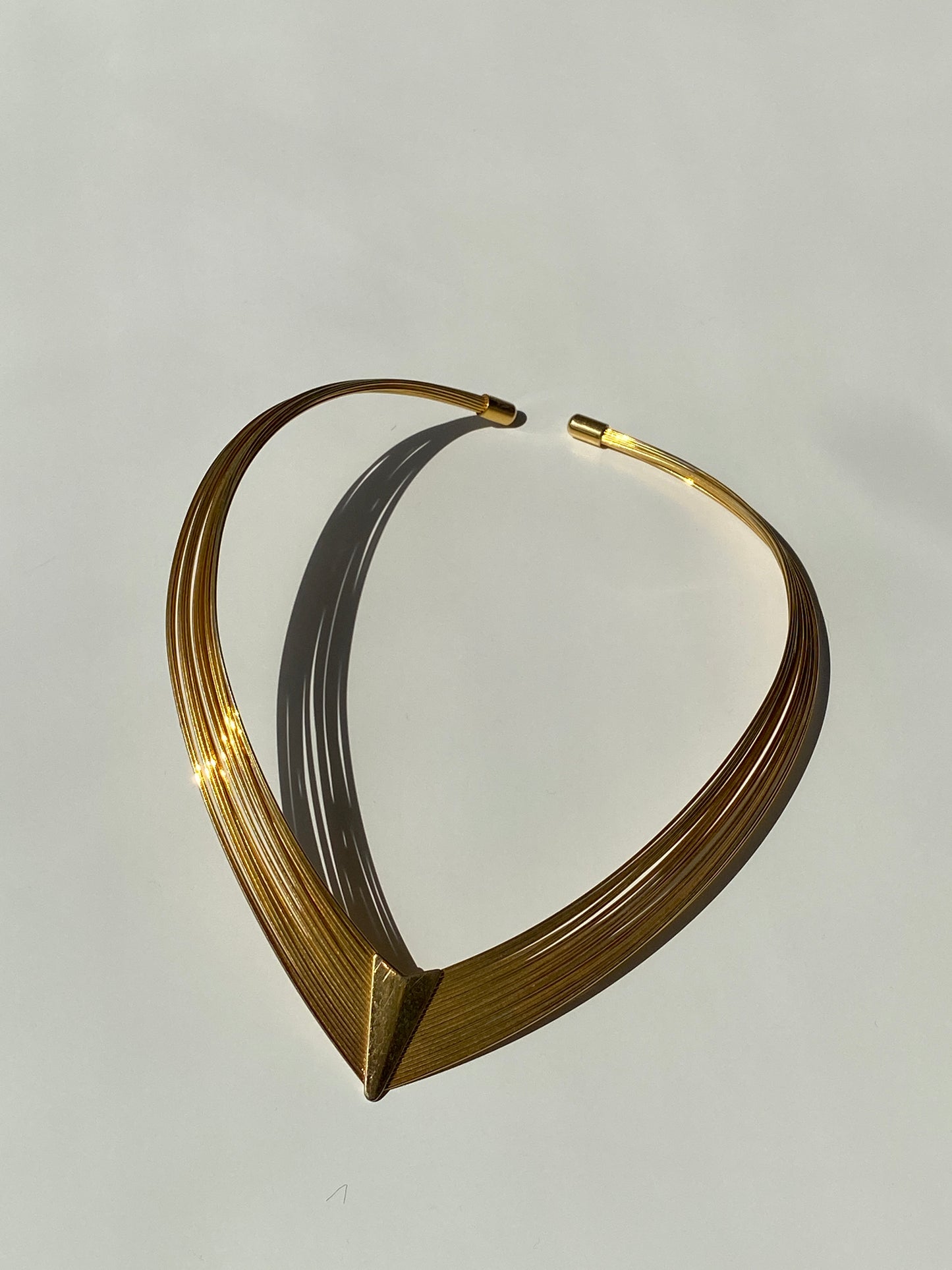 Vintage Multi-Strand Wire Metal V-Shaped Gold Choker Necklace