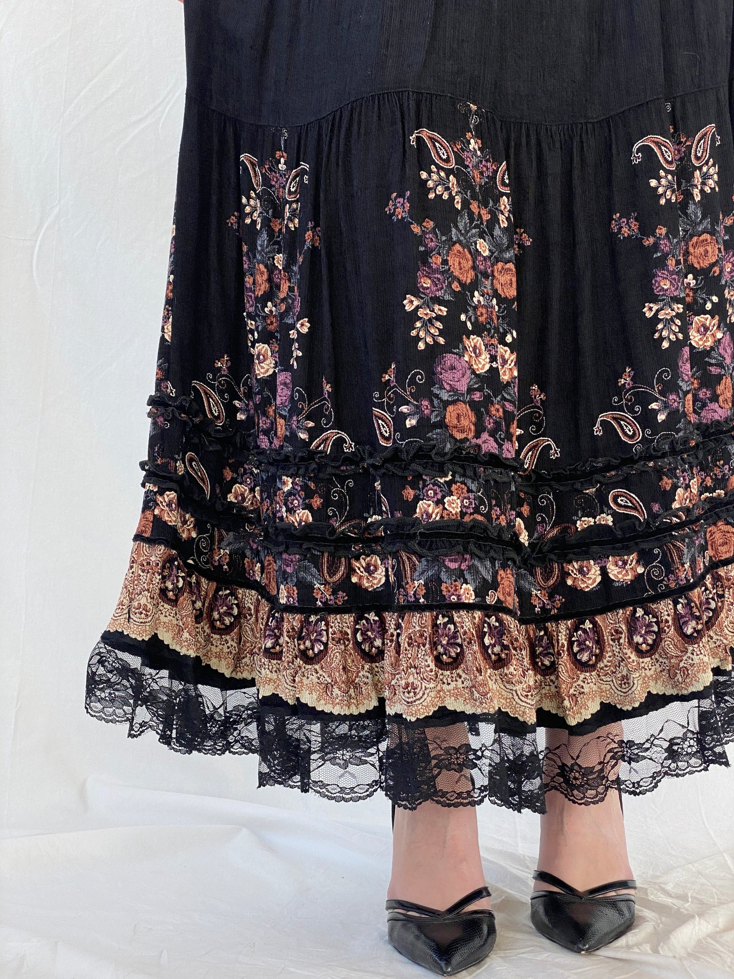 Vintage MOJJIL Black Boho Print Gypsy Maxi Skirt - M