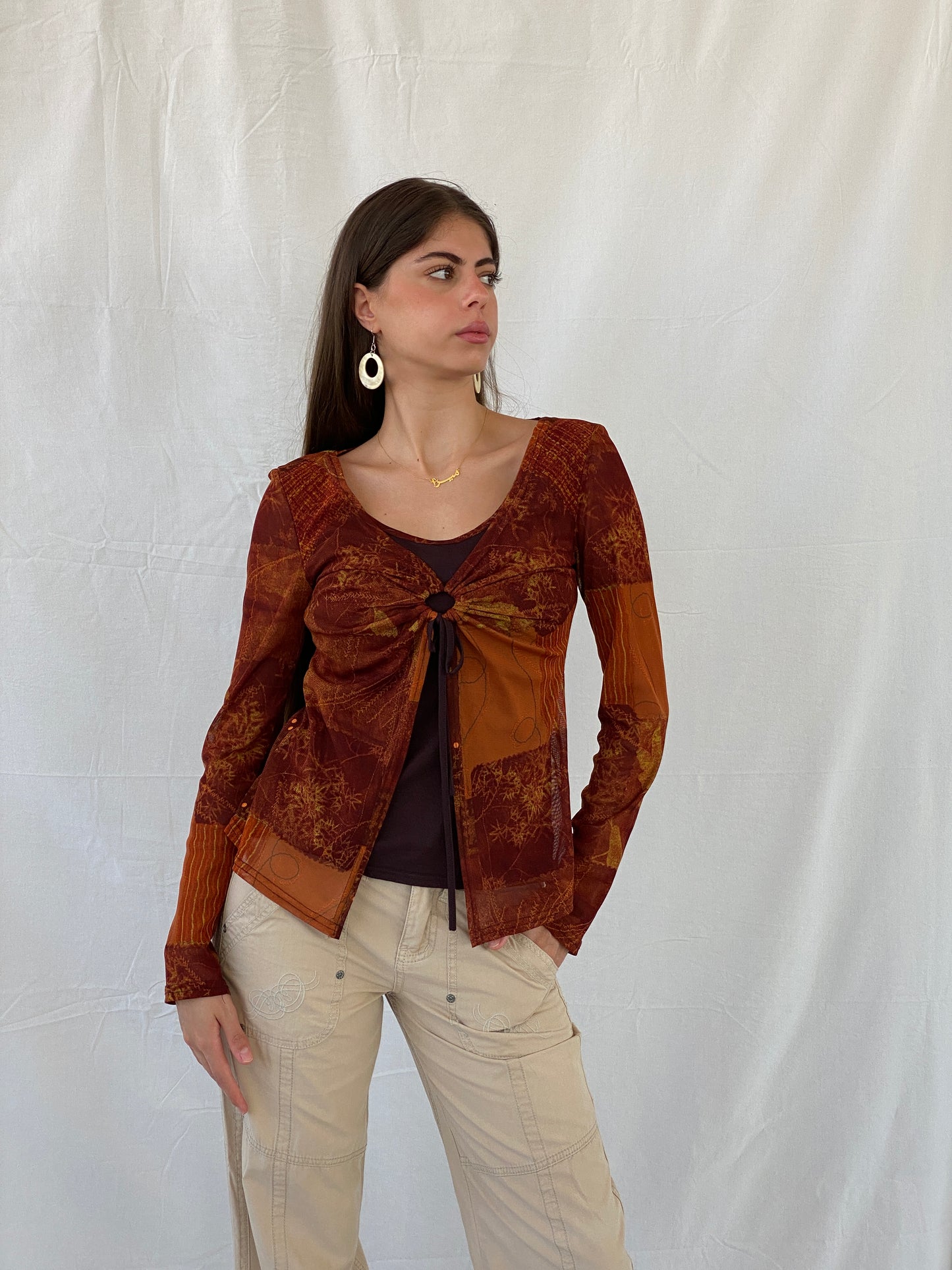 بلوزة برتقالية من كاش كاش بتصميم كلاسيكي من التسعينيات بأكمام كاملة وشبه شبكية - مقاس متوسط