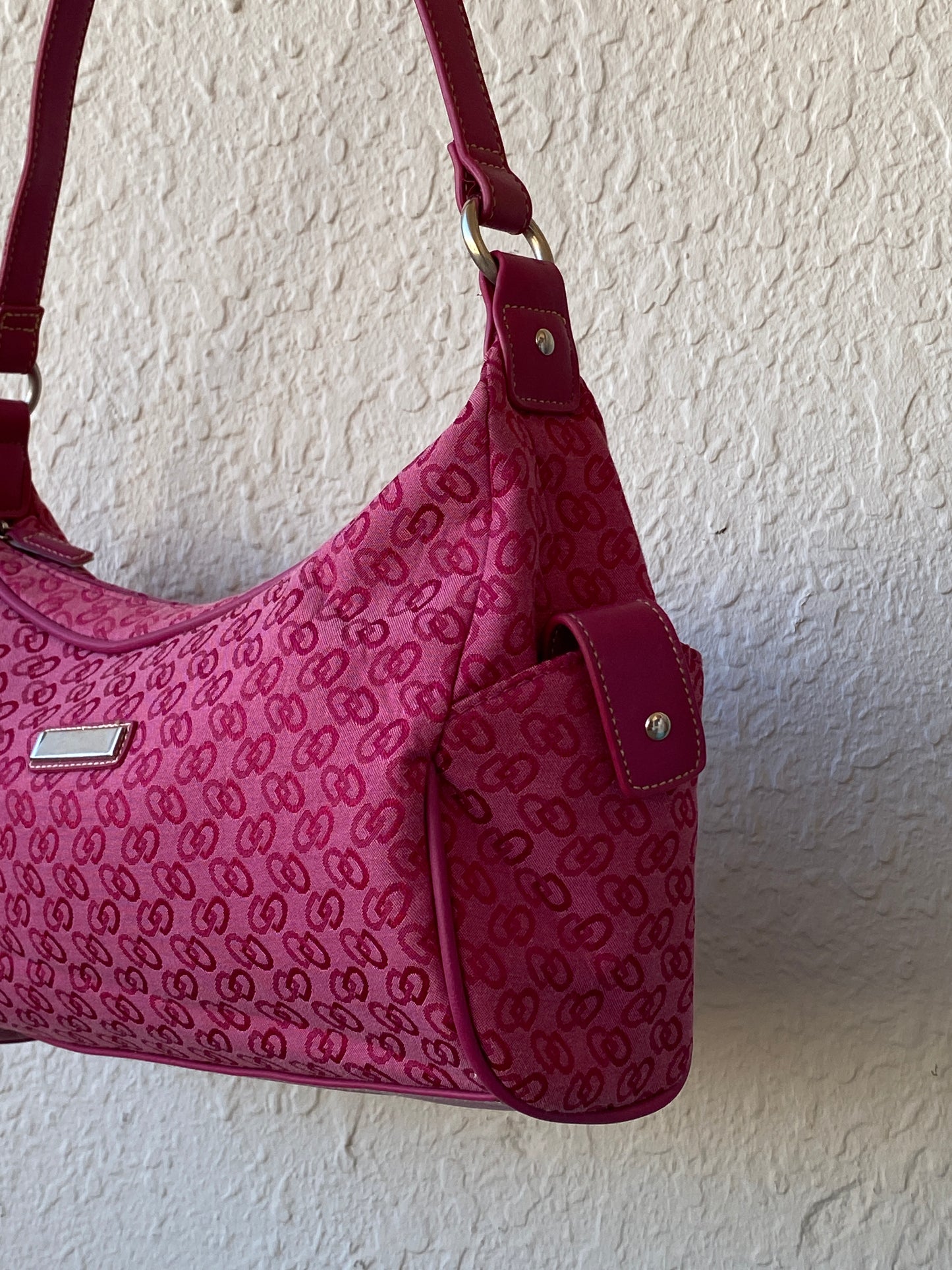 00s Y2K Pink Shoulder Bag With Pockets On The Side