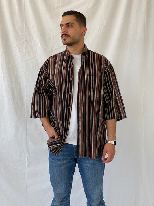 قميص رجالي من مجموعة Vintage Him، مخطط باللون البني، بقصّة واسعة من قماش مخملي مخملي، بأزرار للأسفل - مقاس XL