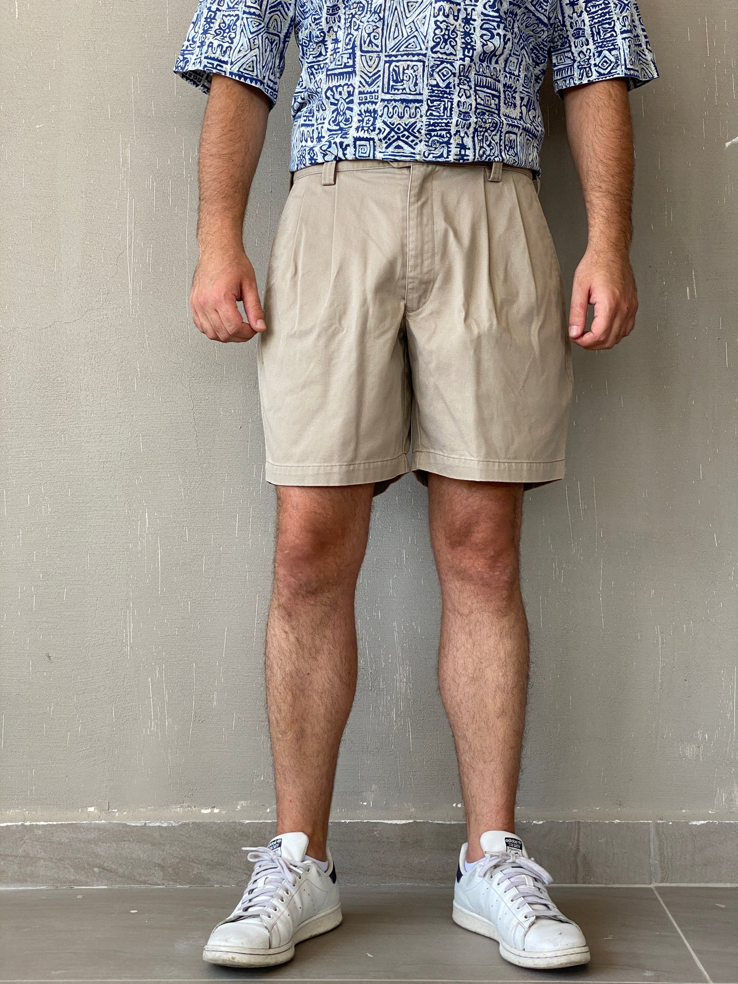 شورت رجالي من القطن من Dockers Khakis من التسعينيات