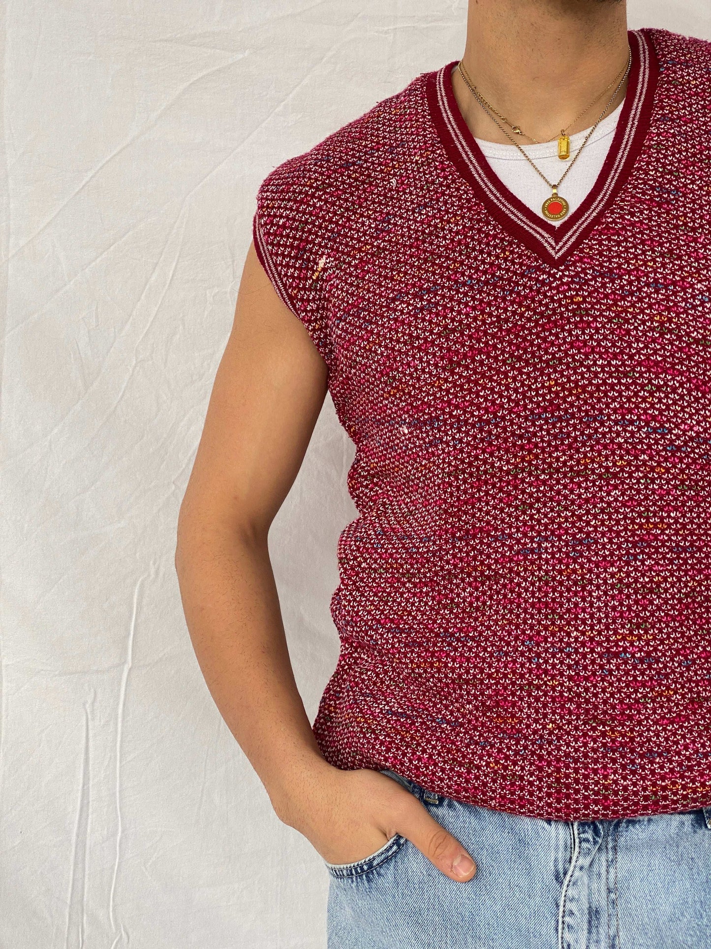 Beautiful Red Knitted Sweater Vest - Size M - Balagan Vintage Vest 90s, Abdullah, knitted vest, mens vest, vest, wool vest