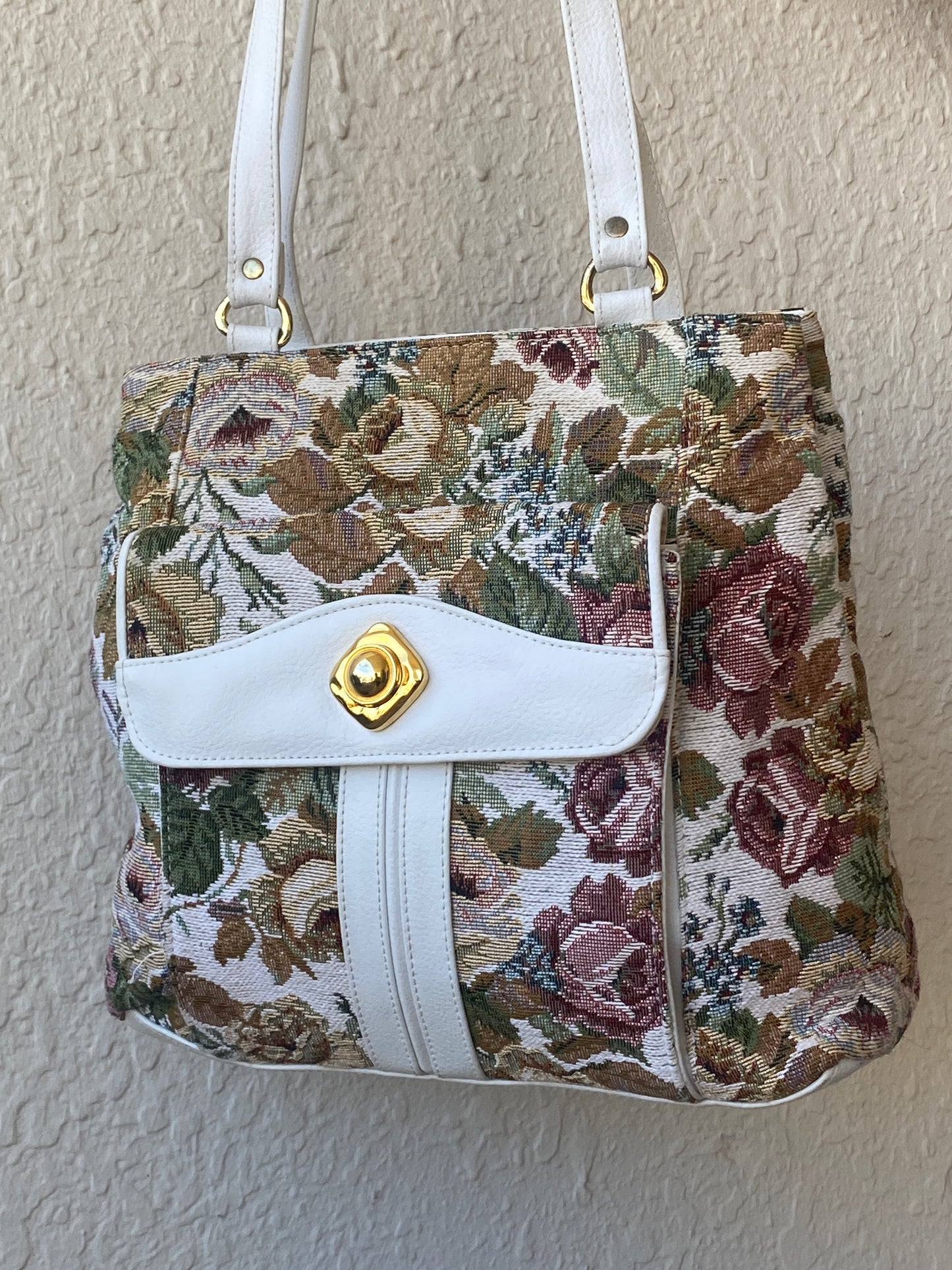 Vintage Floral Tapestry White Faux Leather Trim & Gold-Tone Clasp Coquette Shoulder Bag