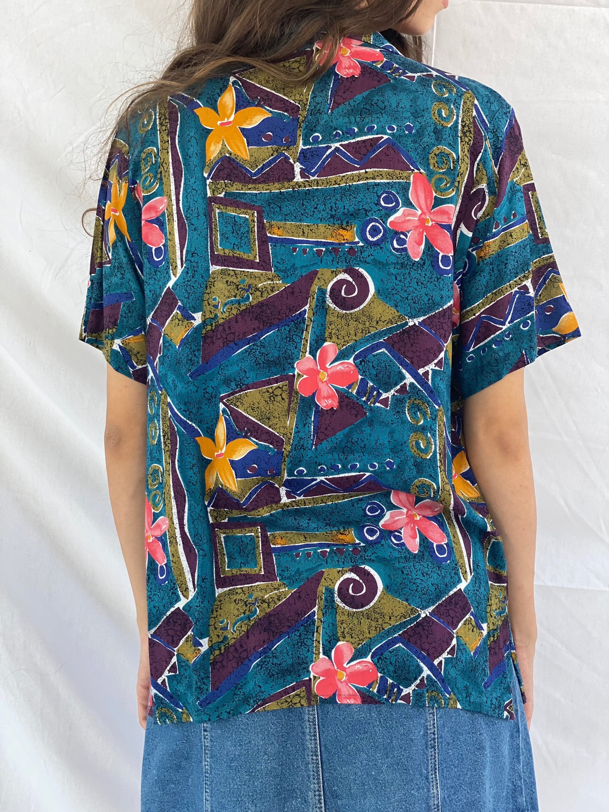 Vintage MAGGIE LAWRENCE Printed Shirt - Balagan Vintage Half Sleeve Shirt 00s, 90s, crazy print, half sleeve shirt, Hawaiian shirt, printed shirt, prints, shirt, shirts, streetwear, summer, summer prints, techno, techno wear, Top, unisex, unisex shirts, vintage, vintage prints, women, women top, Y2K
