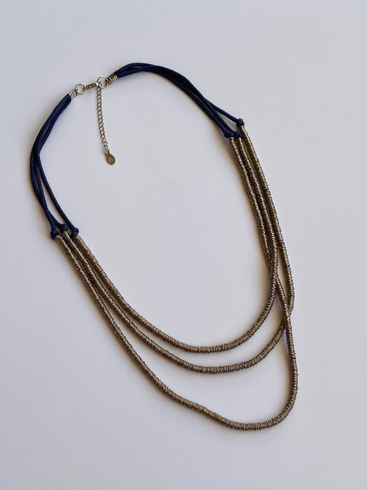 Vintage 90s/Y2K Gold-Tone Coil & Black Cord Multi-Strand Statement Necklace