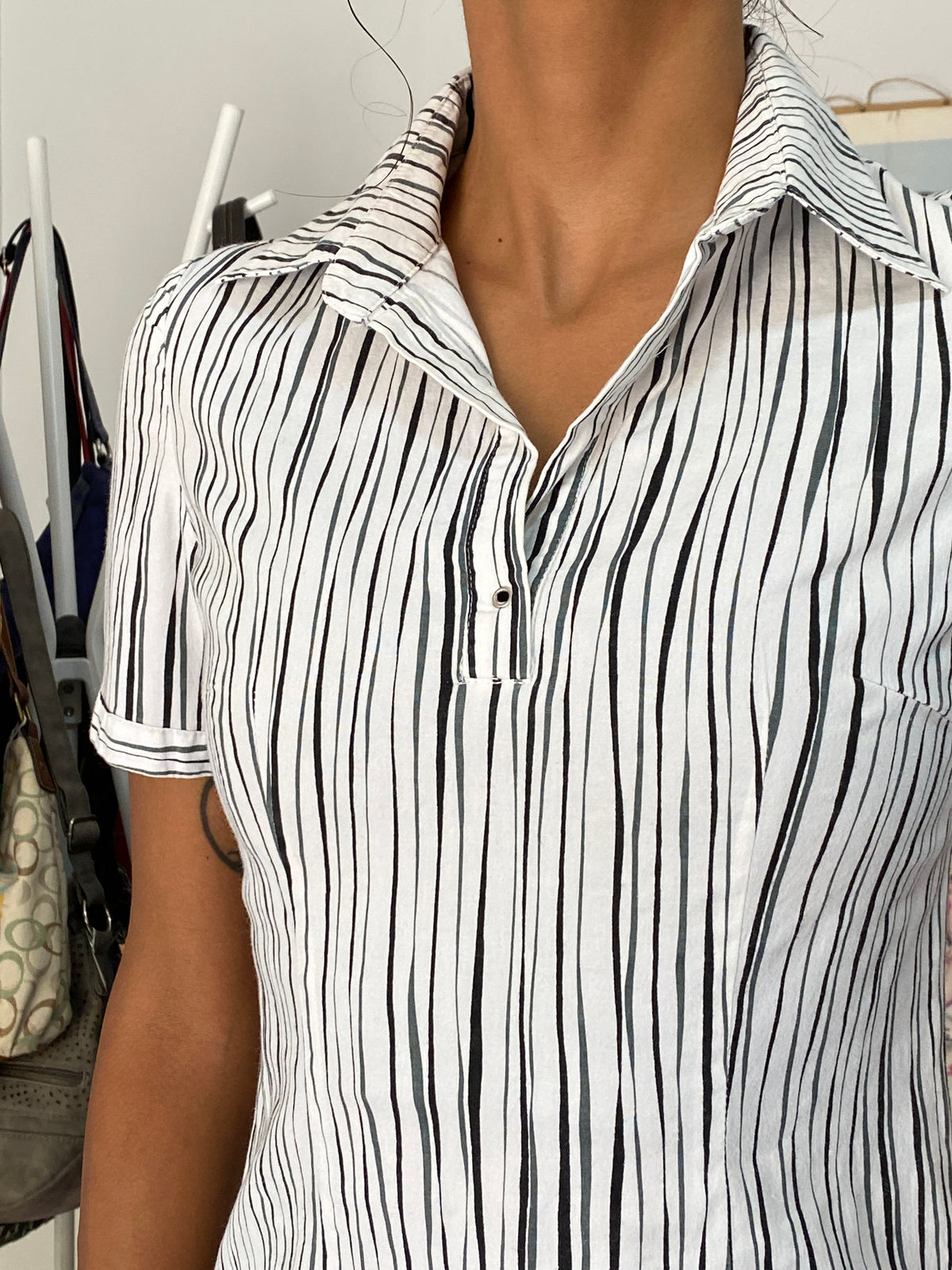 Vintage 90s GEM Fashion White Striped Cotton Stretch Fitted Collared Top - S Vintage 90s GEM Fashion White Striped Cotton Stretch Fitted Collared Top - S