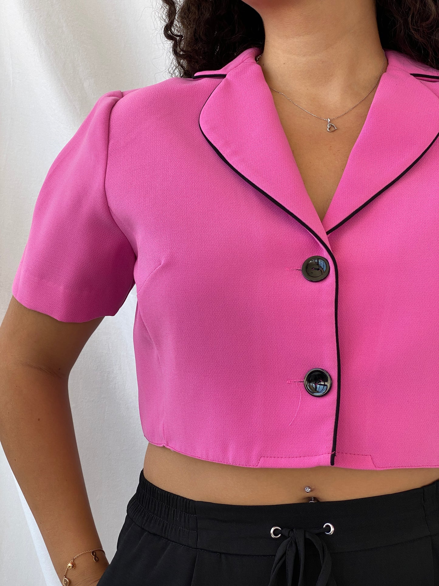 Vintage 90s Studio I Hot Pink Cropped Half-Sleeve Blazer - L