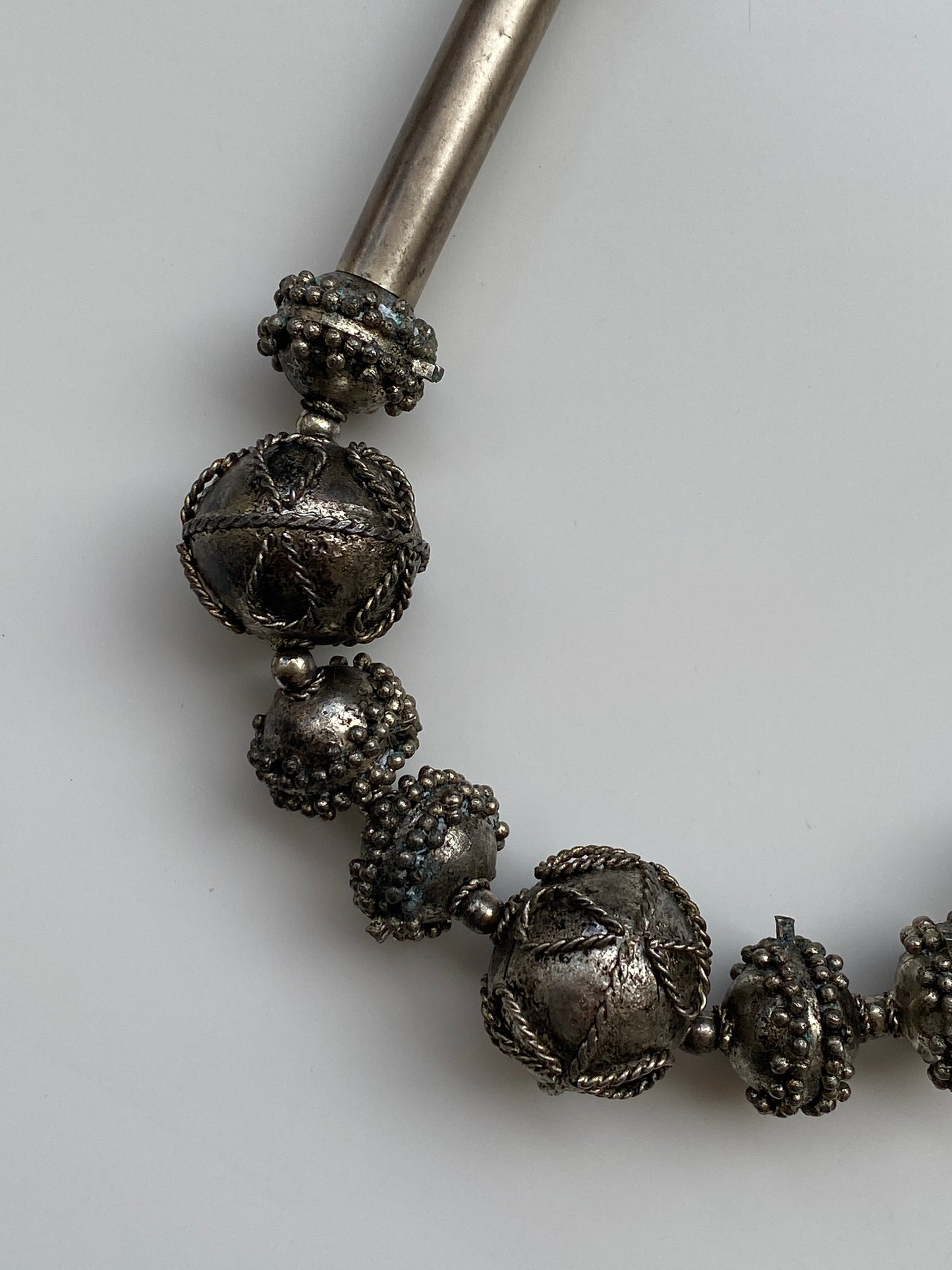 Vintage Tribal-Inspired Silver Tone Beaded Statement Necklace – Textured Metal & Bar Link Design