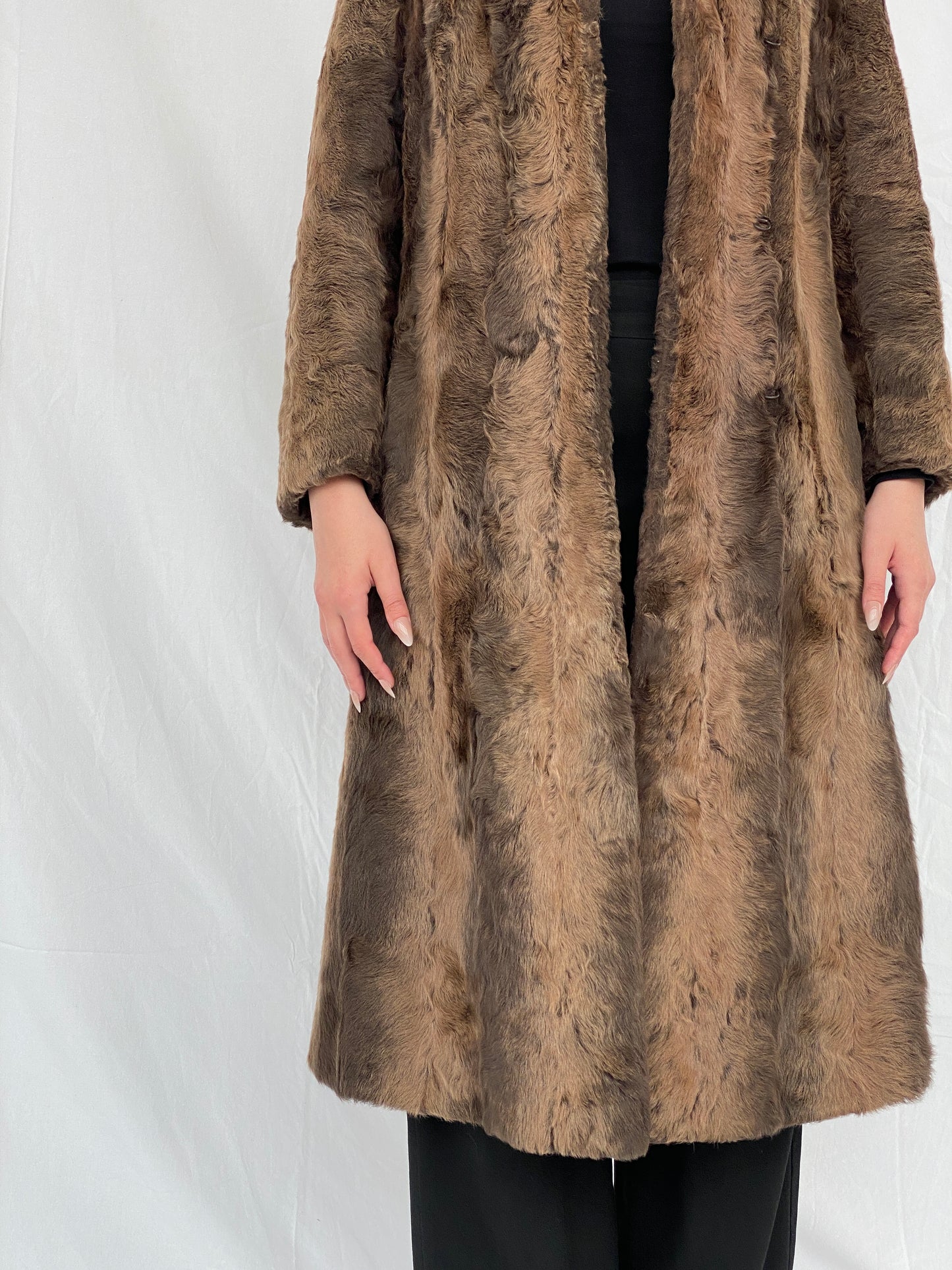 Luxurious Vintage Blankenburg Frankenthal/Pfalz Real Fur Coat - M