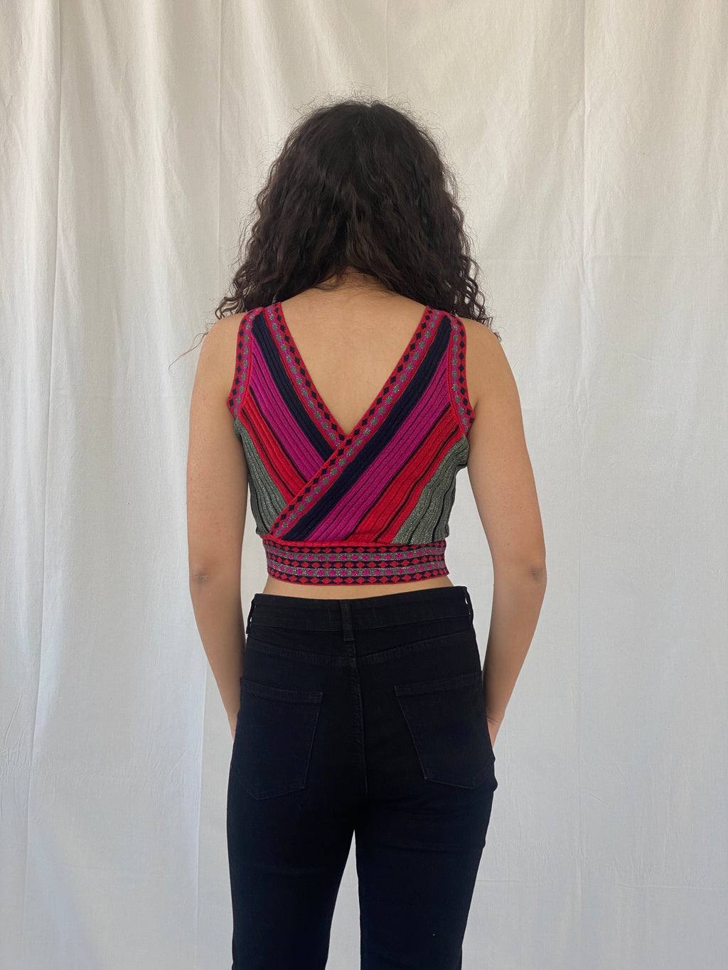 Avrile Shimmery Red Pink V-Neck & V-Back Ribbed Knit Crop Top - S