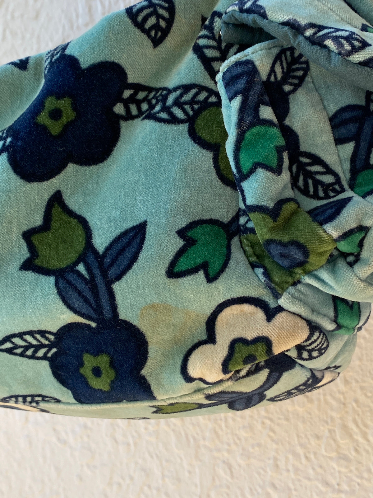 Vintage Y2K GAP Aqua Floral Velvet Shoulder Bag Soft Velour Baguette Purse Vintage Y2K GAP Aqua Floral Velvet Shoulder Bag Soft Velour Baguette Purse