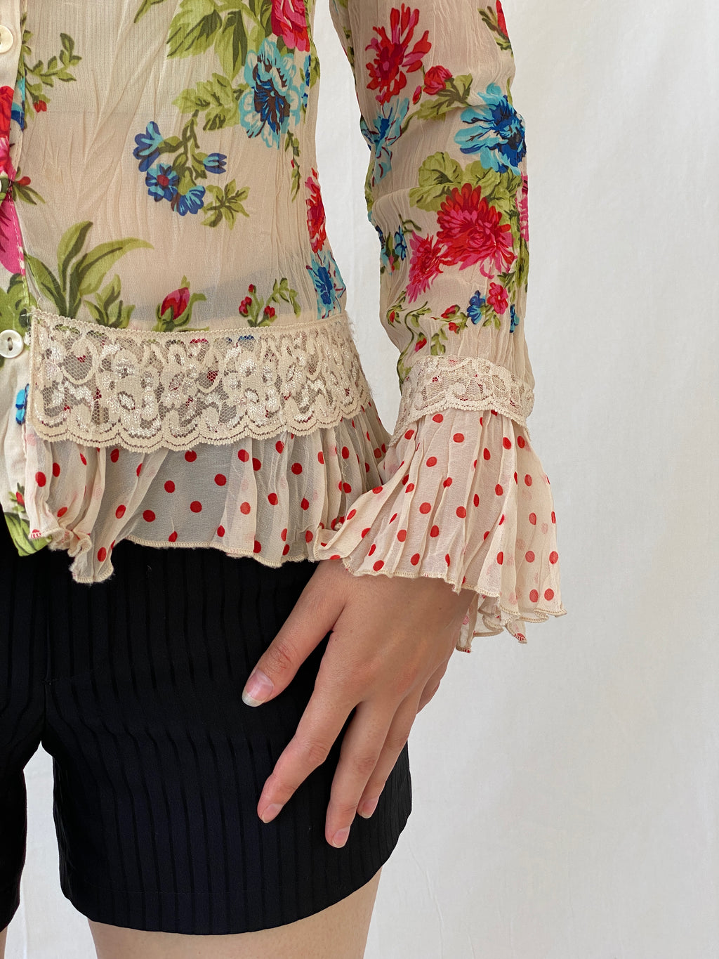 Vintage Jacqueline Riu Floral Ruffle Button-Up Blouse Cottagecore Romantic Lace Cardigan Top- S