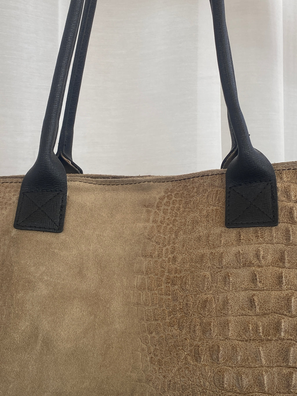 Vintage Genuine Italian Leather Croc Embossed Taupe Satchel Shoulder Bag