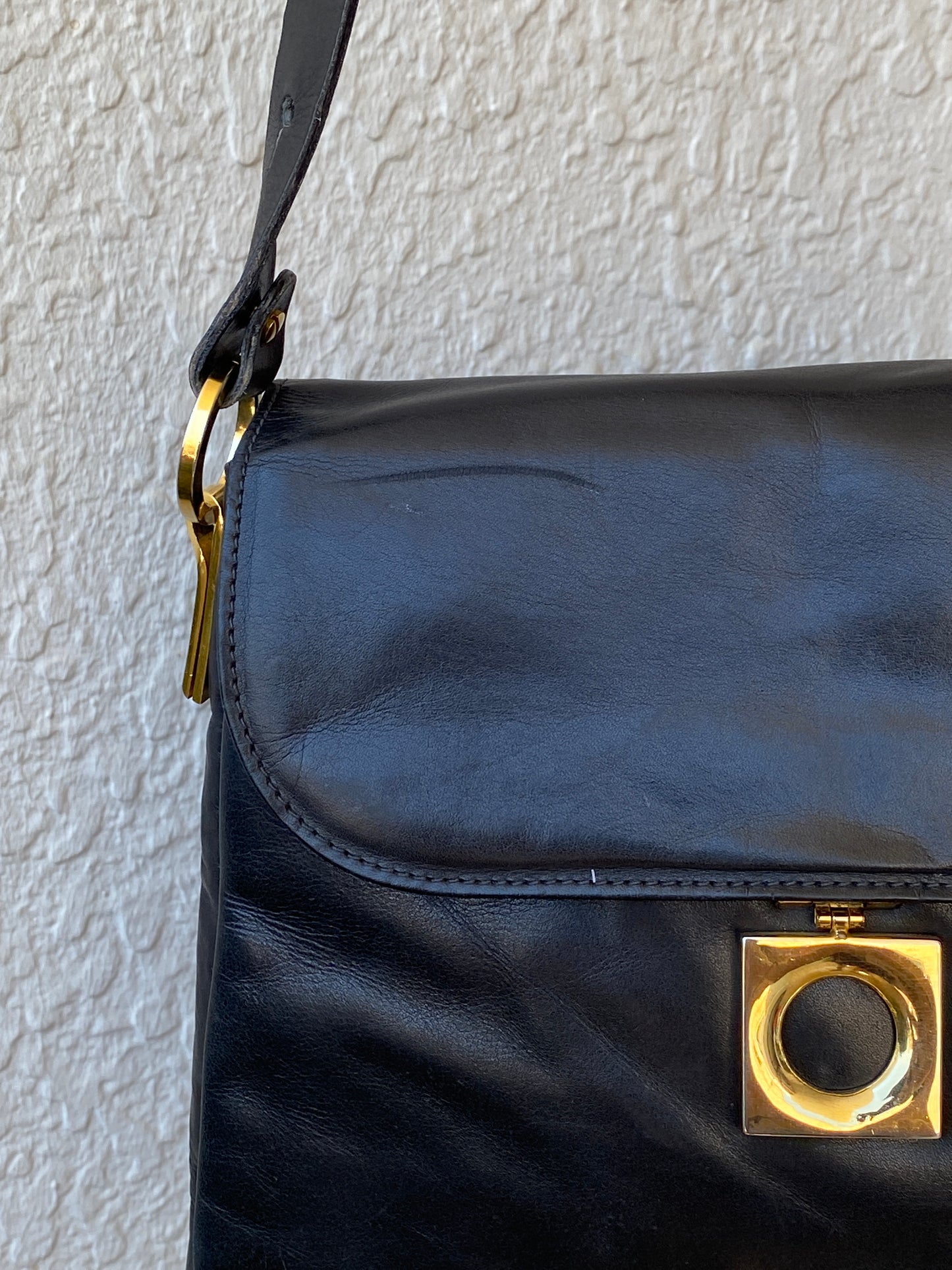 Vintage 90s Black Genuine Leather Gold Hardware Structured Shoulder Bag