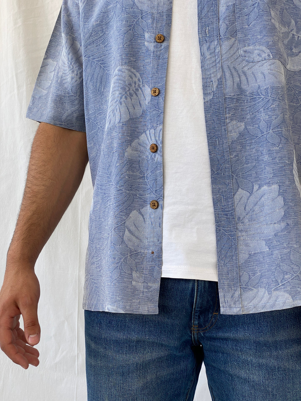 Island Republic Floral Blue Hawaiian Men’s Short Sleeve Silk Shirt - L