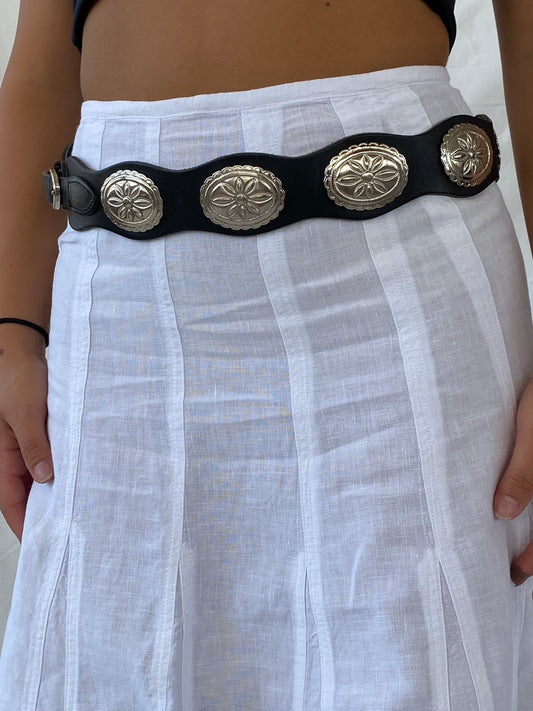 Vintage Western/Grunge Cowboy Silver Concho Black Leather Belt