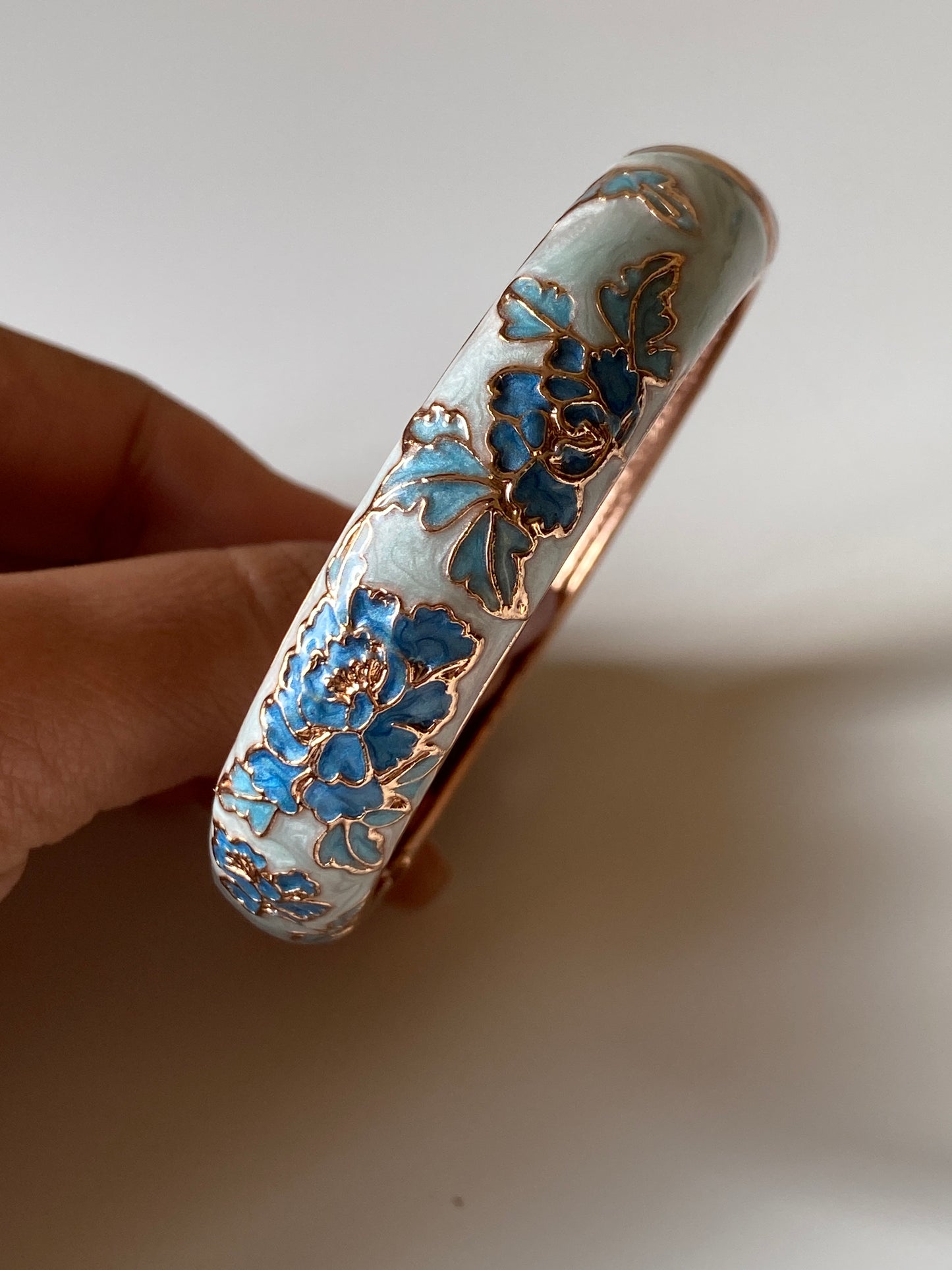 Vintage Chinese Cloisonné Floral Bangle Bracelet Blue Enamel Flowers Rose Gold-Tone Metal