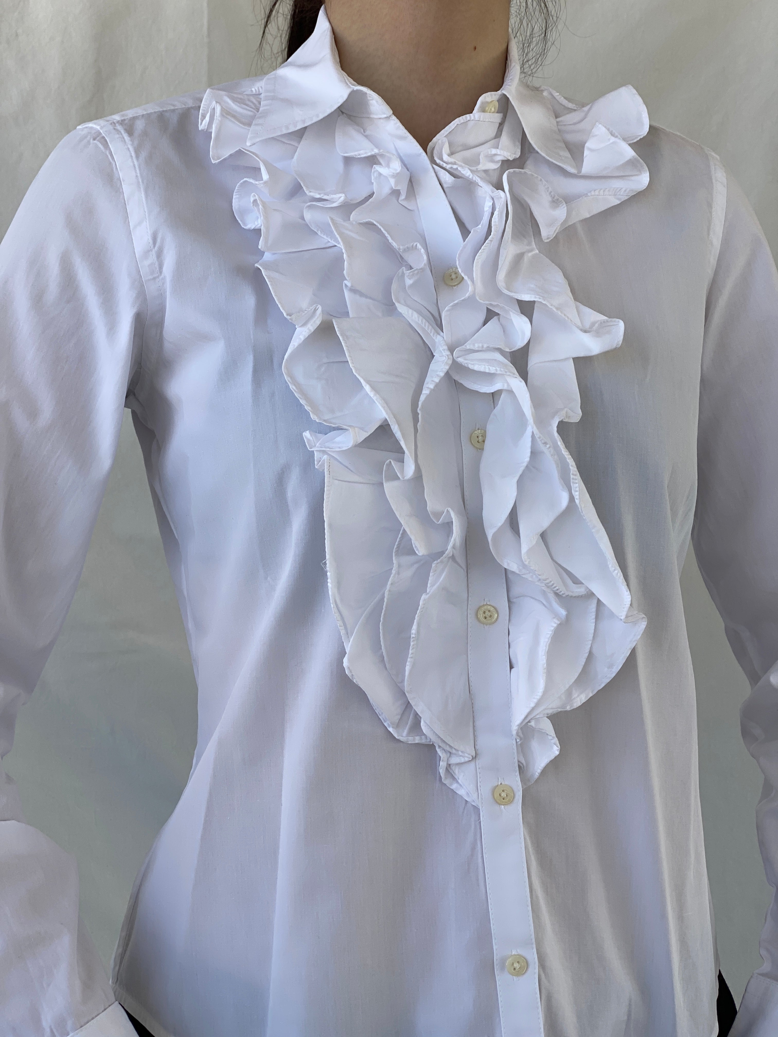 قميص مكتب لورين باي رالف لورين بأكمام طويلة وأزرار وبلوزة بيضاء مكشكشة - مقاس صغير