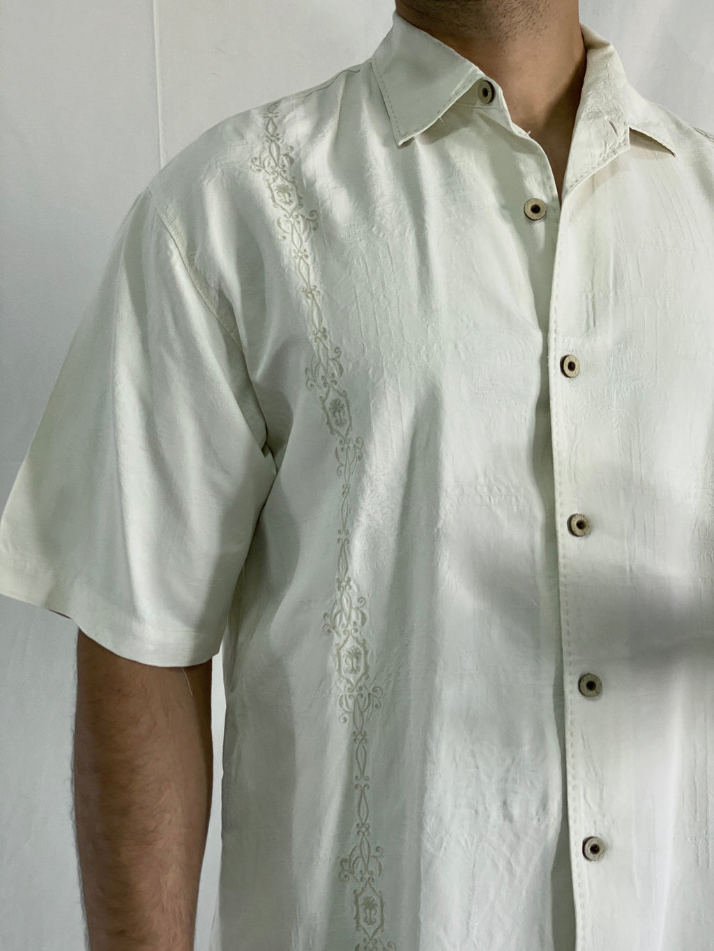 Tommy Bahama Silk Camp Lion Embroidery And Premium Cigars Design Men’s Shirt - L