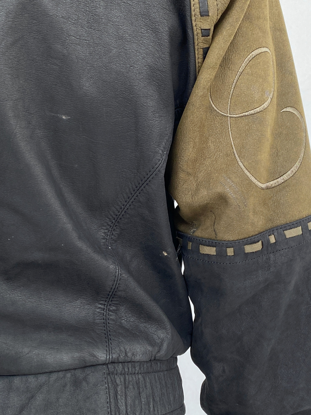 Vintage 90s IOU MCMXC Euro Mode Men’s Black Green Shoulder Patch Leather Bomber Jacket - S