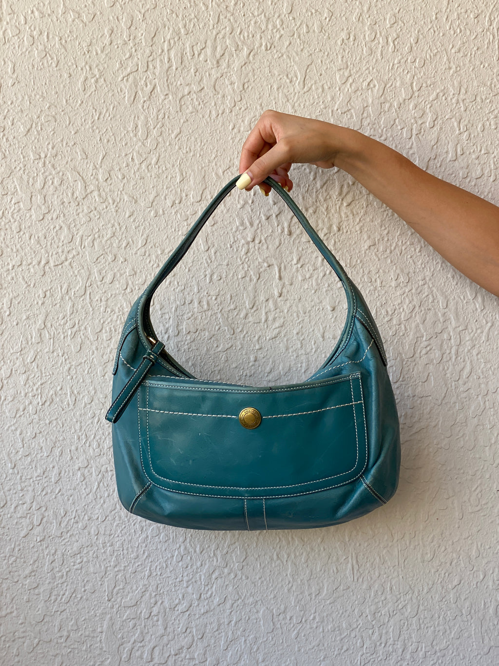 Coach B0769-10740 Teal Leather Shoulder Bag – Vintage Glovetanned Leather