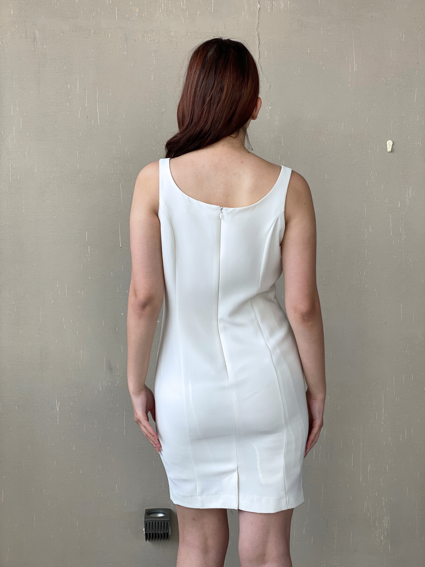 Vintage 90s Wallis White Sleeveless Fitted Midi Dress with Beading - M