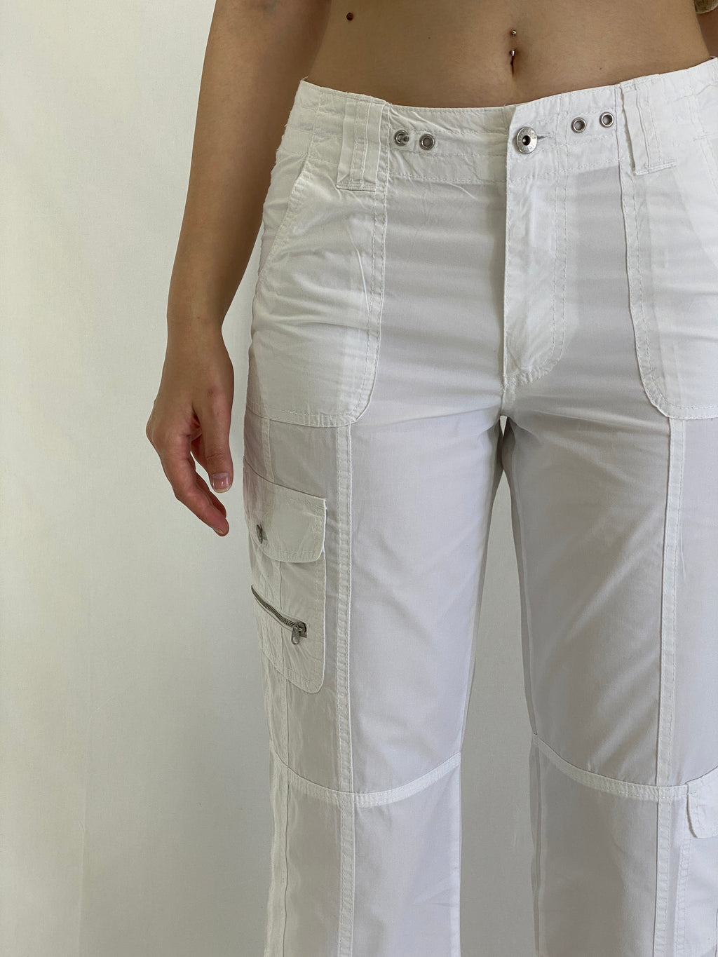 Y2K Essentials White Capri Cargo Cotton Pants Women’s Mid-Rise Cropped Utility Trousers - M