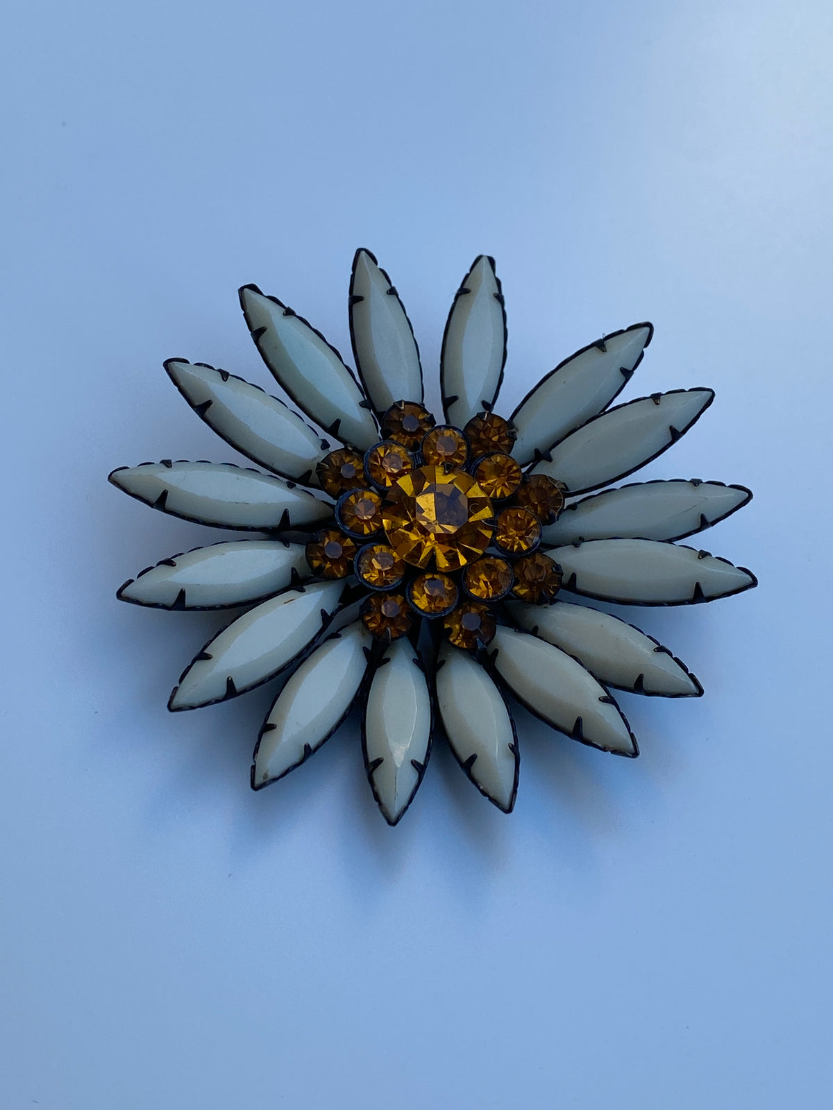 Vintage Mid-Century White Milk Glass & Amber Rhinestone Flower Brooch Floral Statement Pin Vintage Mid-Century White Milk Glass & Amber Rhinestone Flower Brooch Floral Statement Pin