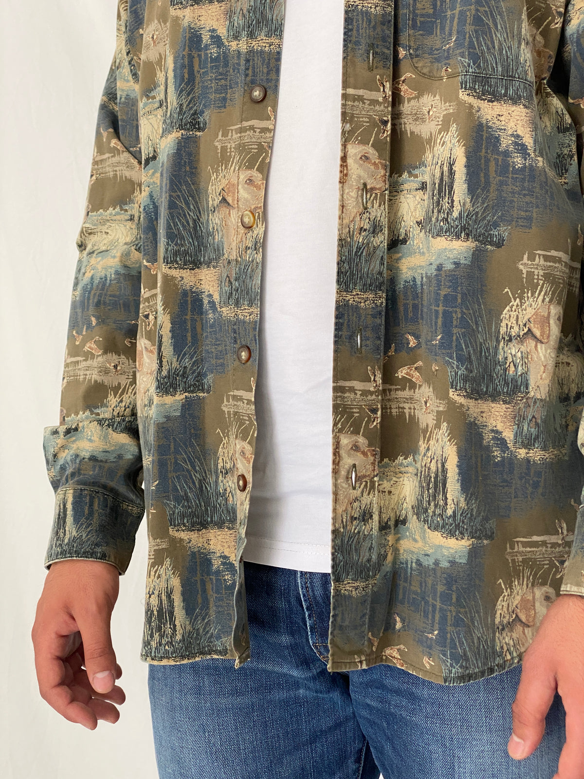 Vintage Woodland Trail Camo Hunting Cotton Button-Up Shirt – XL Vintage Woodland Trail Camo Hunting Cotton Button-Up Shirt – XL