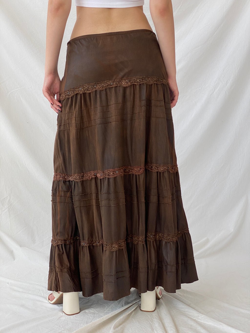 Vintage Whimsygoth Tiered Gypsy Lace Layered Brown Skirt with Blue Floral Embroidery - XL