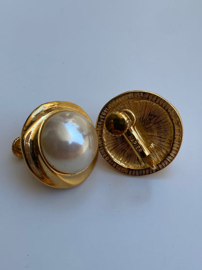 Vintage 1980s Napier Gold-Tone Faux Pearl Classic Clip-On Earrings